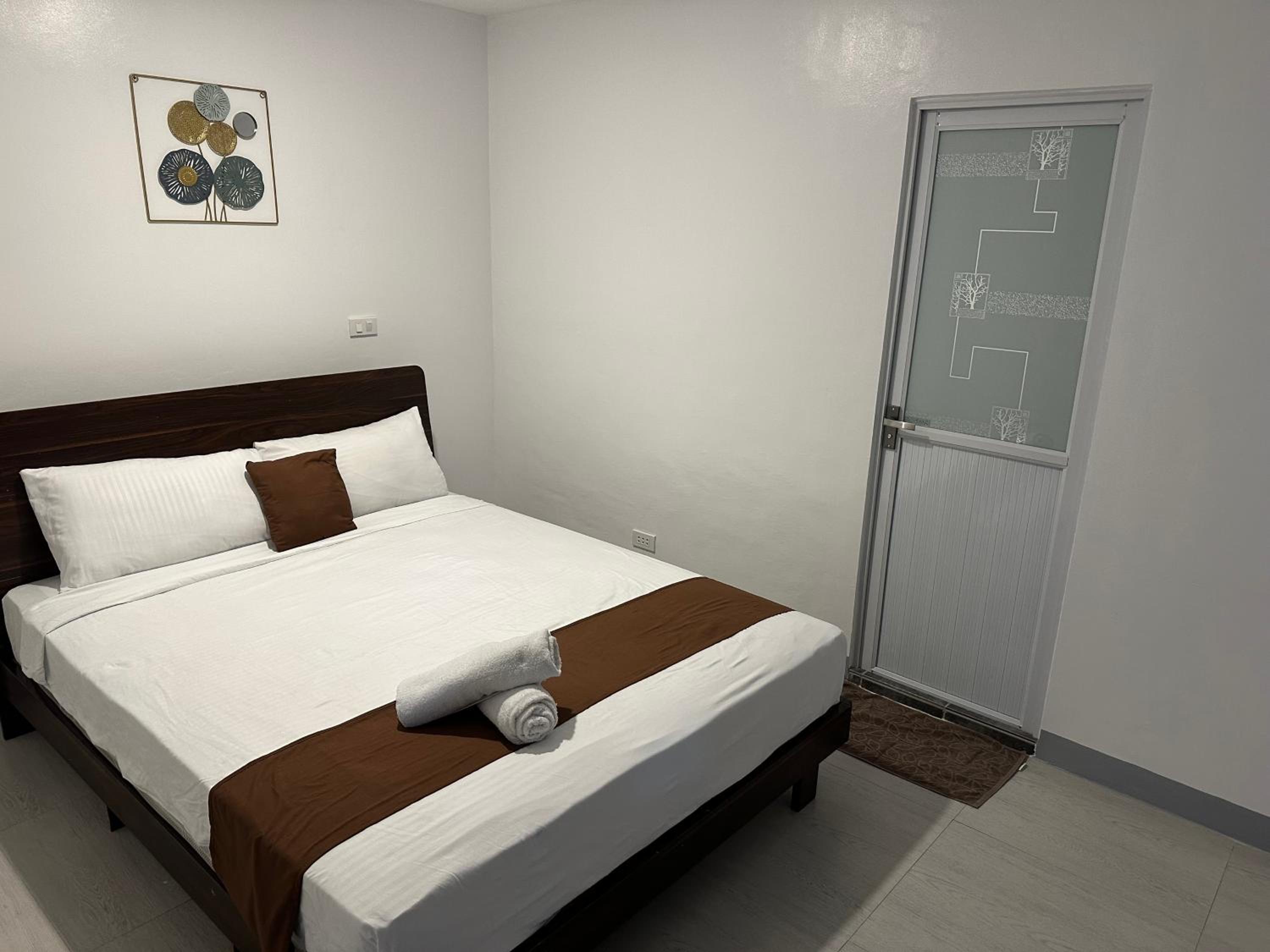 Standard Double Room - Photo 1