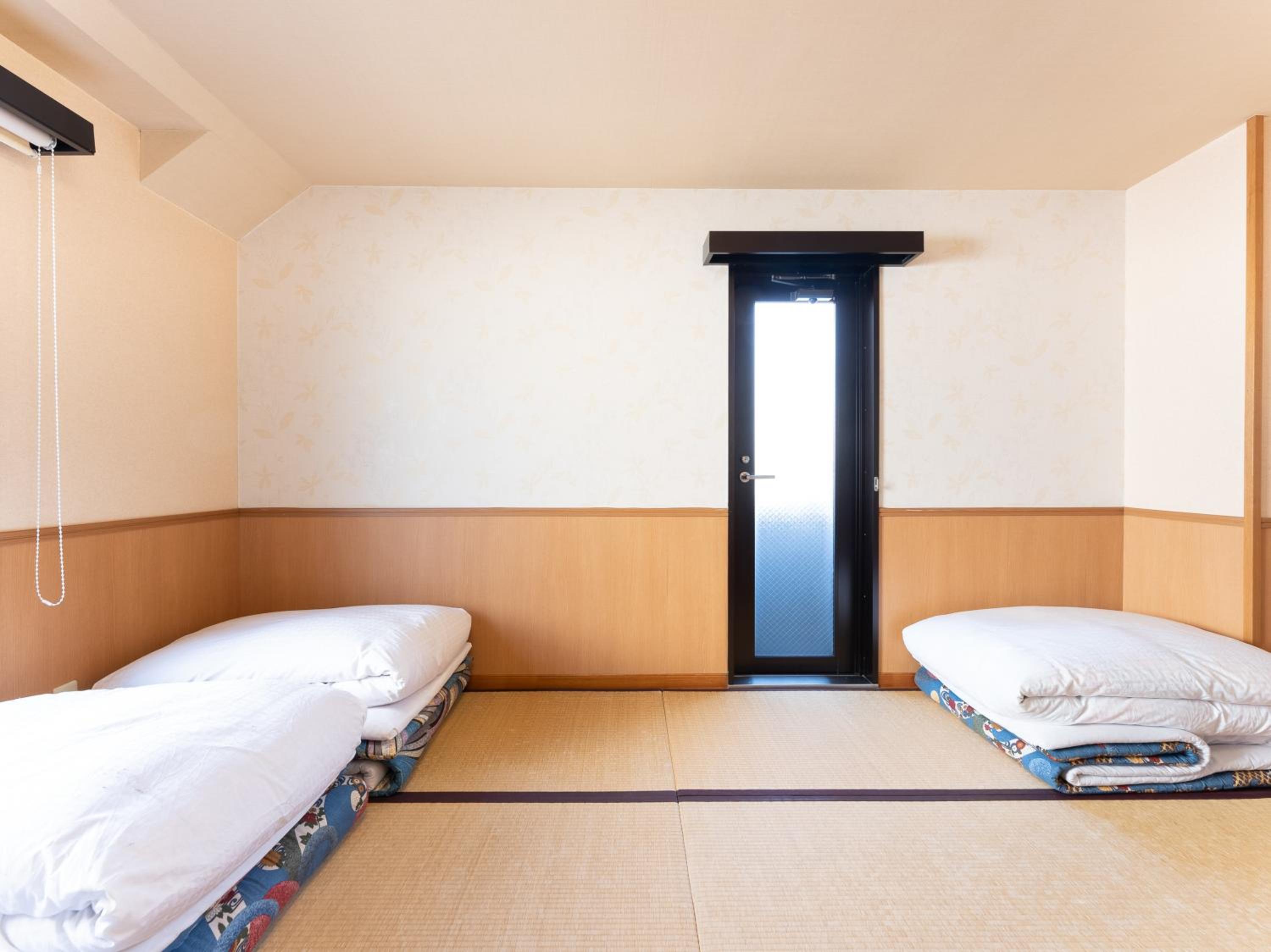 Japanese-Style Quadruple Room - Non-Smoking photo 3