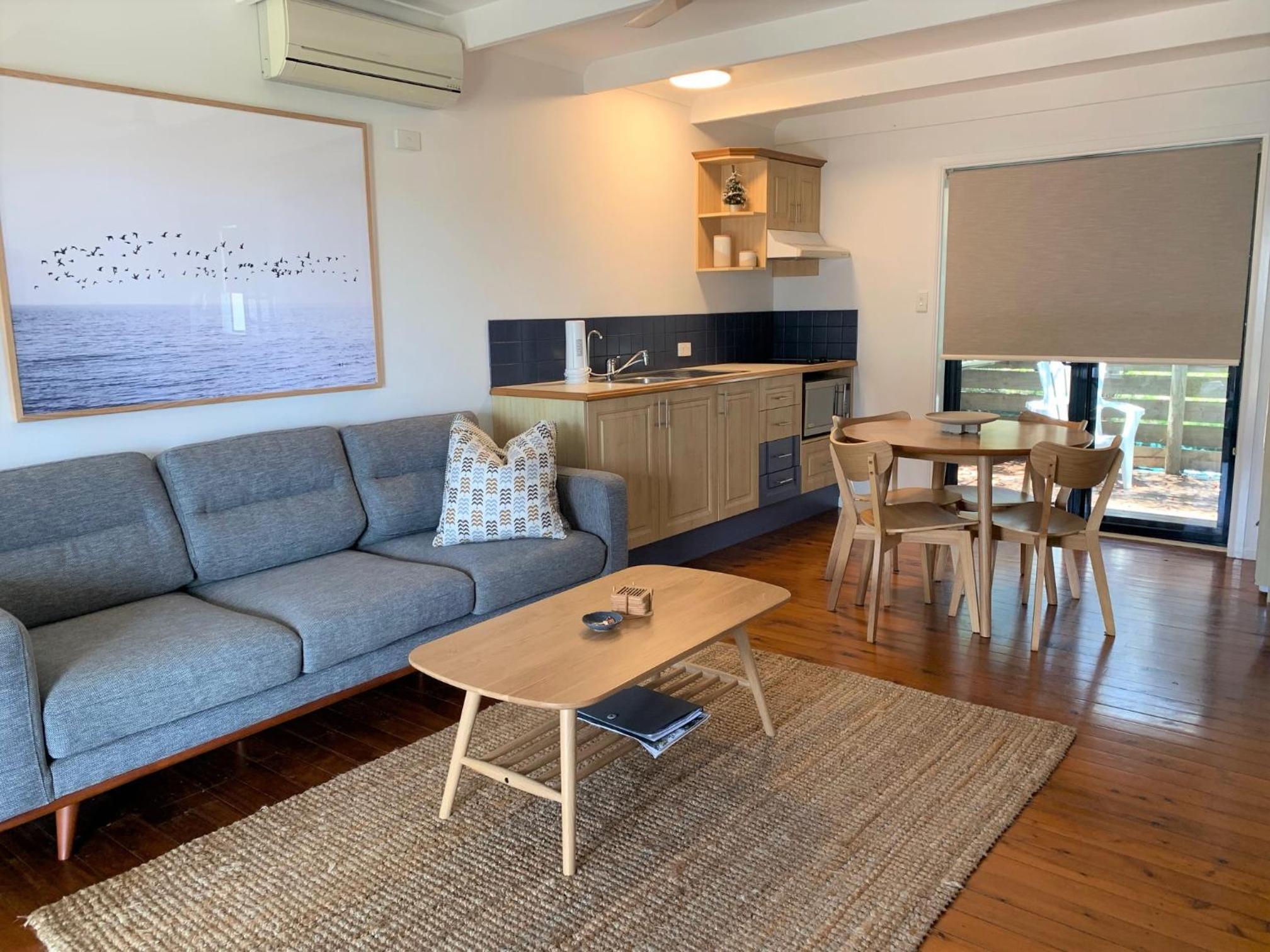 Apartment with Garden View