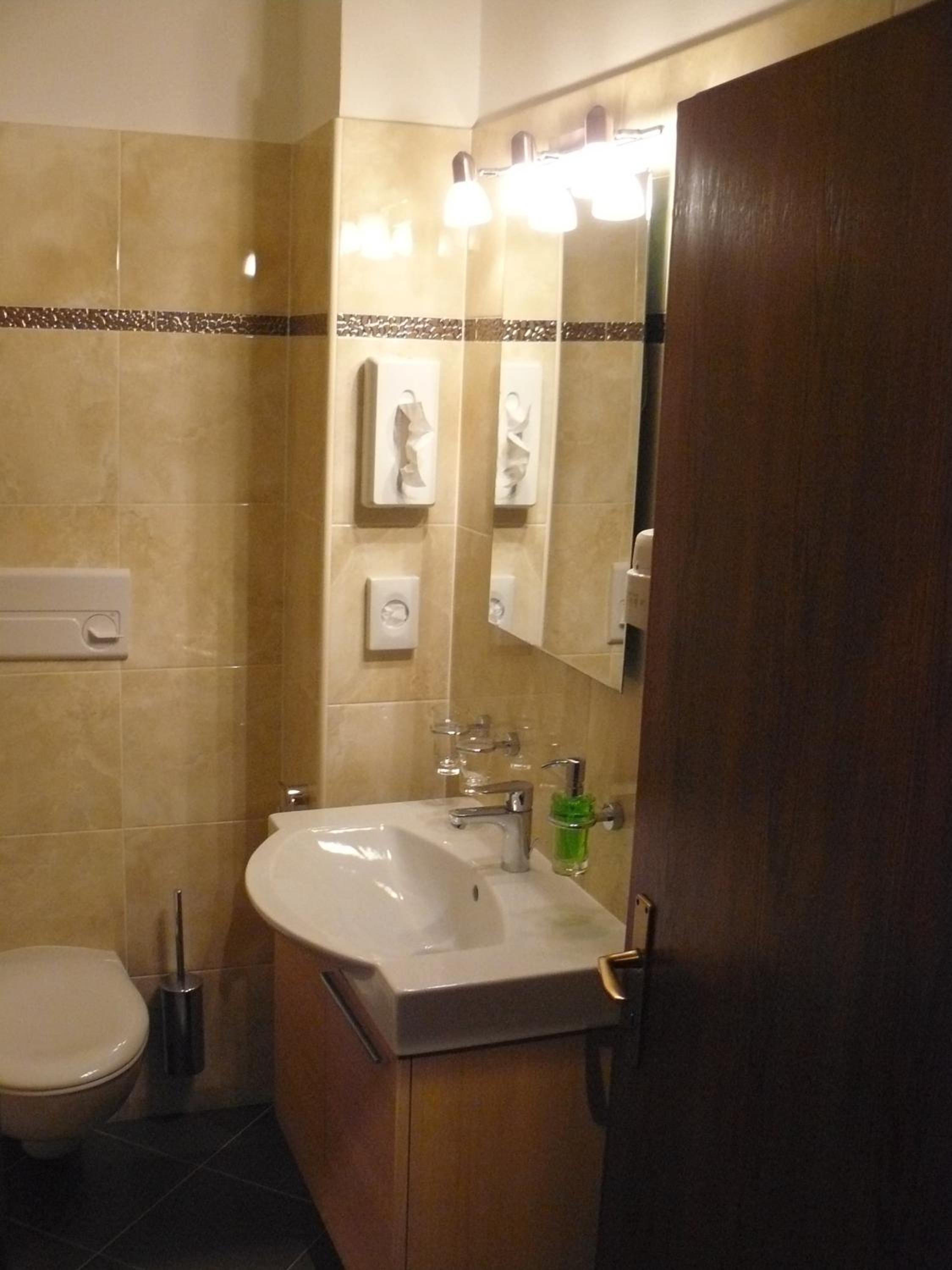 Single Room with Balcony photo 2
