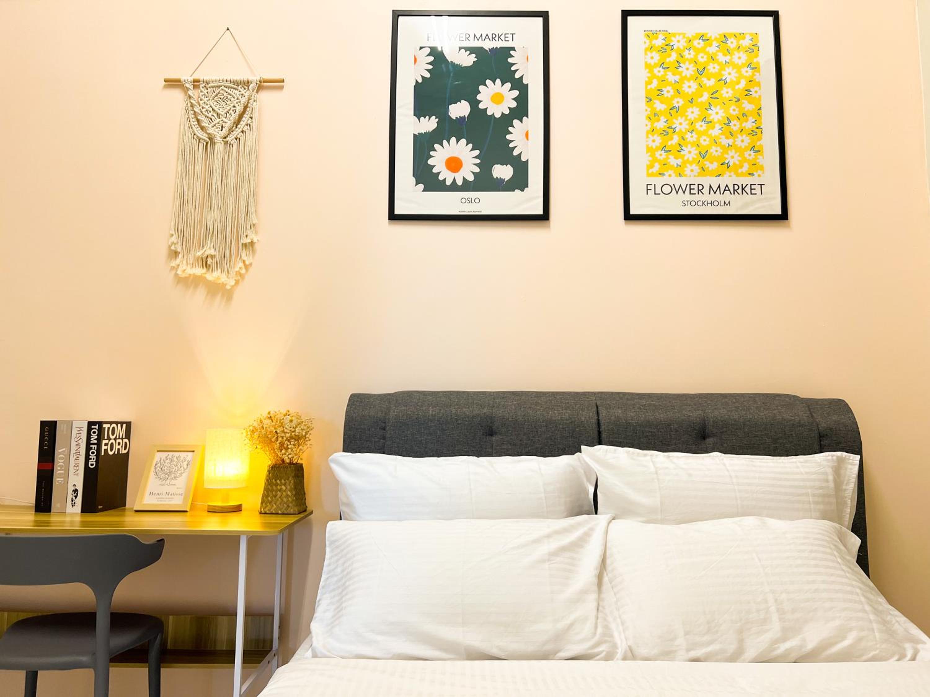 Two-Bedroom Apartment - Photo 18