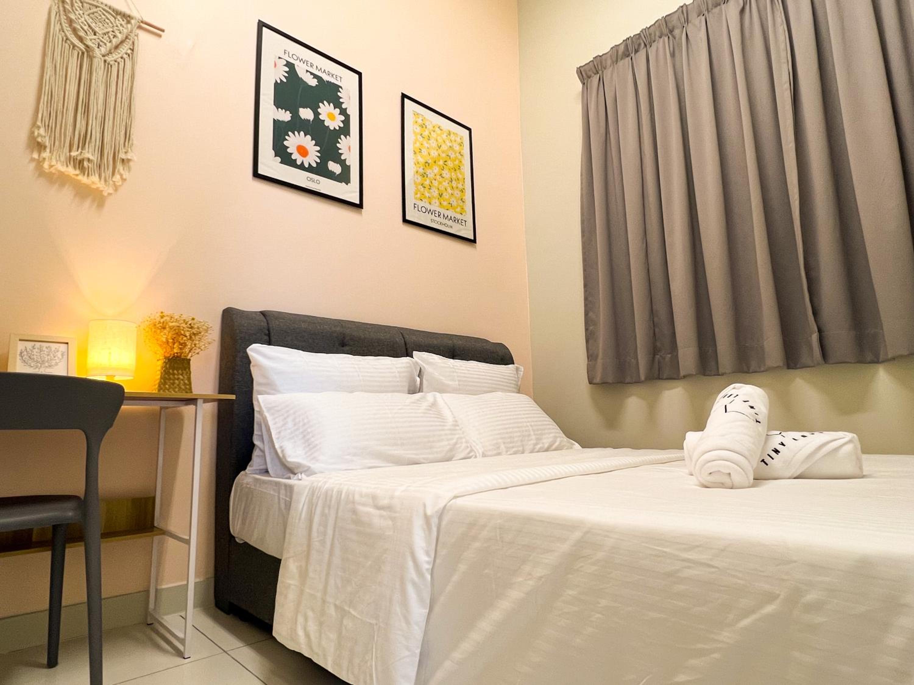 Two-Bedroom Apartment - Photo 26
