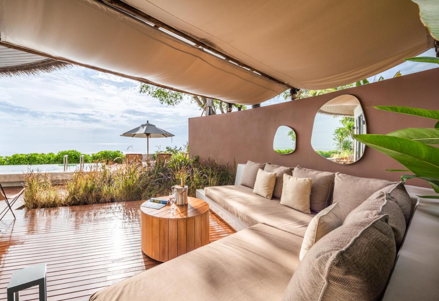 Pool Villa with Beach Front - Photo 2