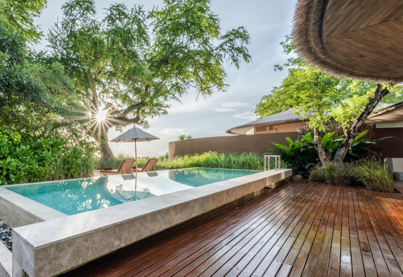 Pool Villa with Beach Front - Photo 11