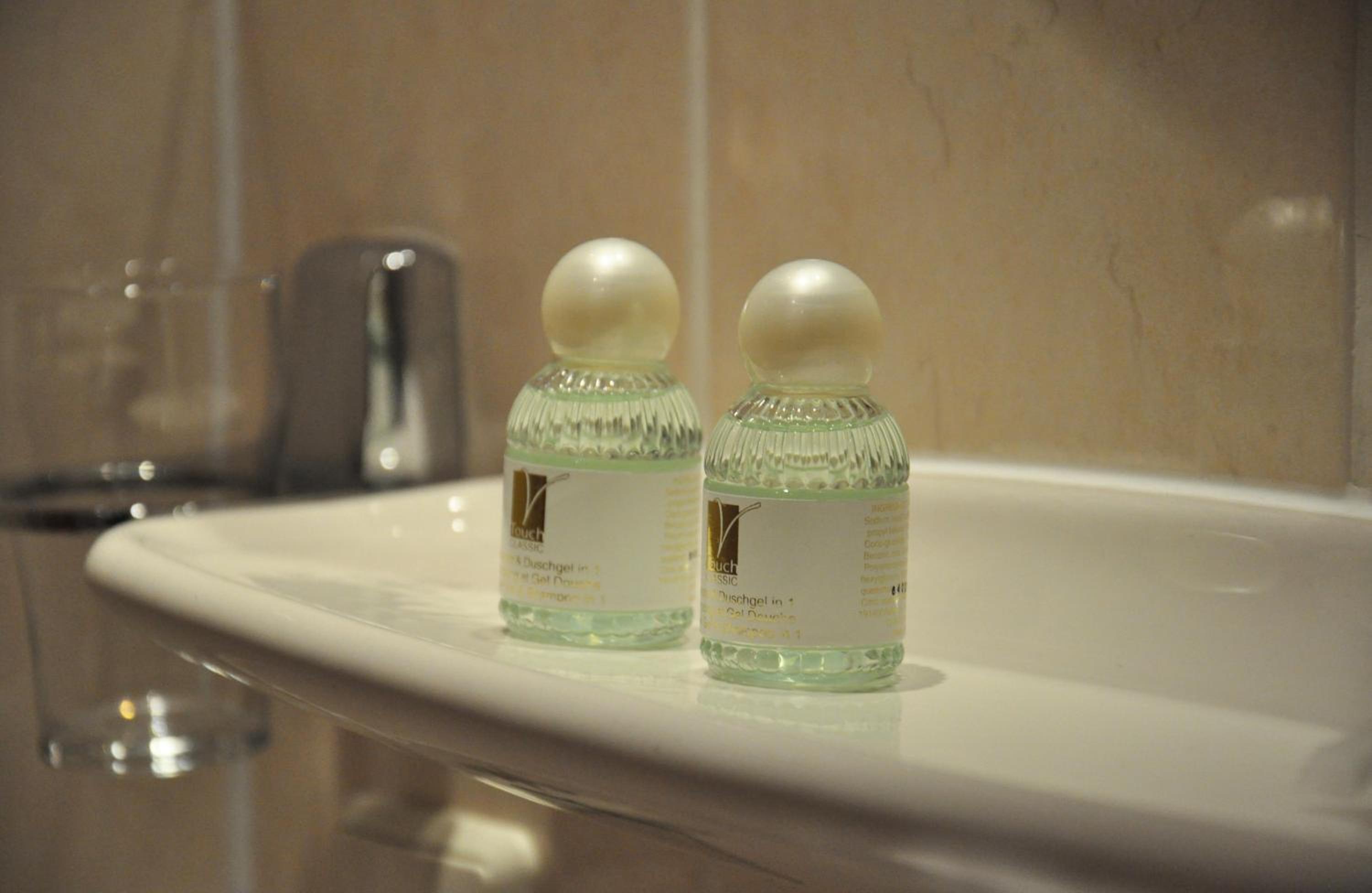 Luxury Twin Room photo 3