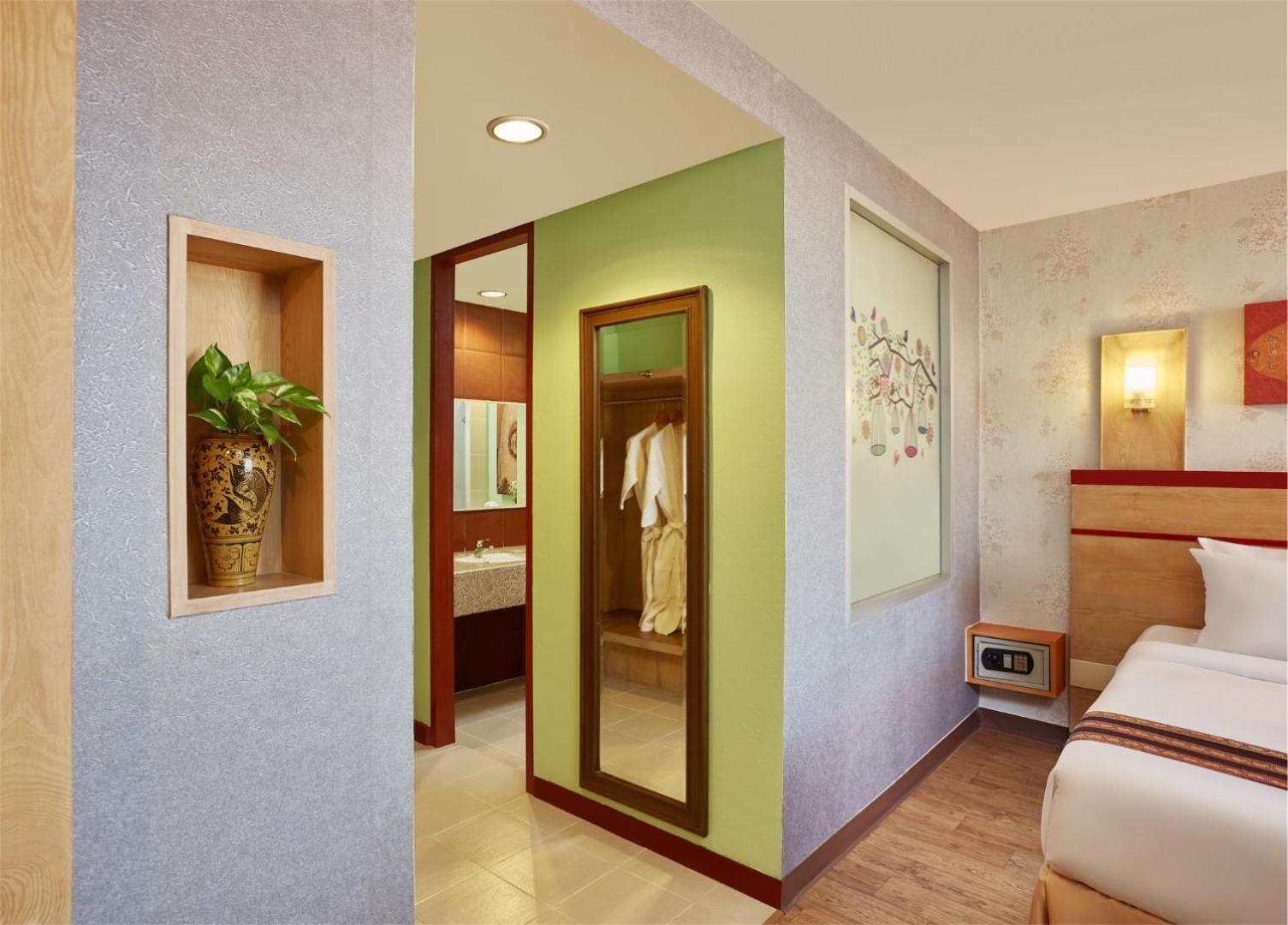 Deluxe Twin Room - Photo 9