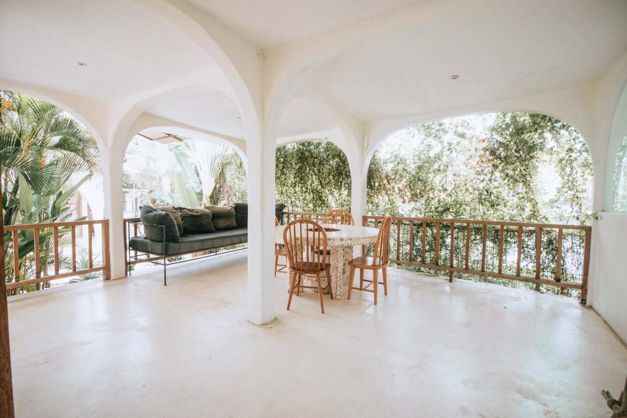 Suite with Balcony - Photo 16