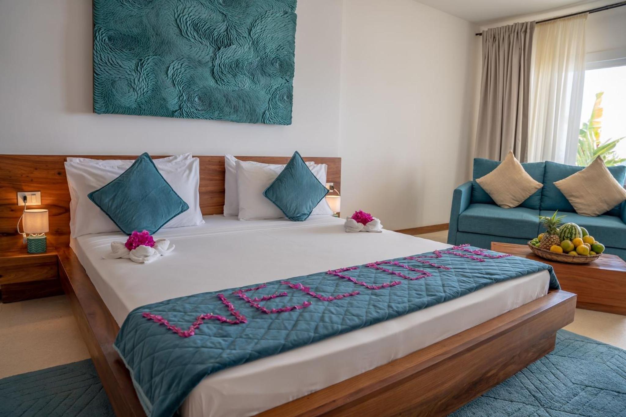 Deluxe Double Room with Balcony and Sea View