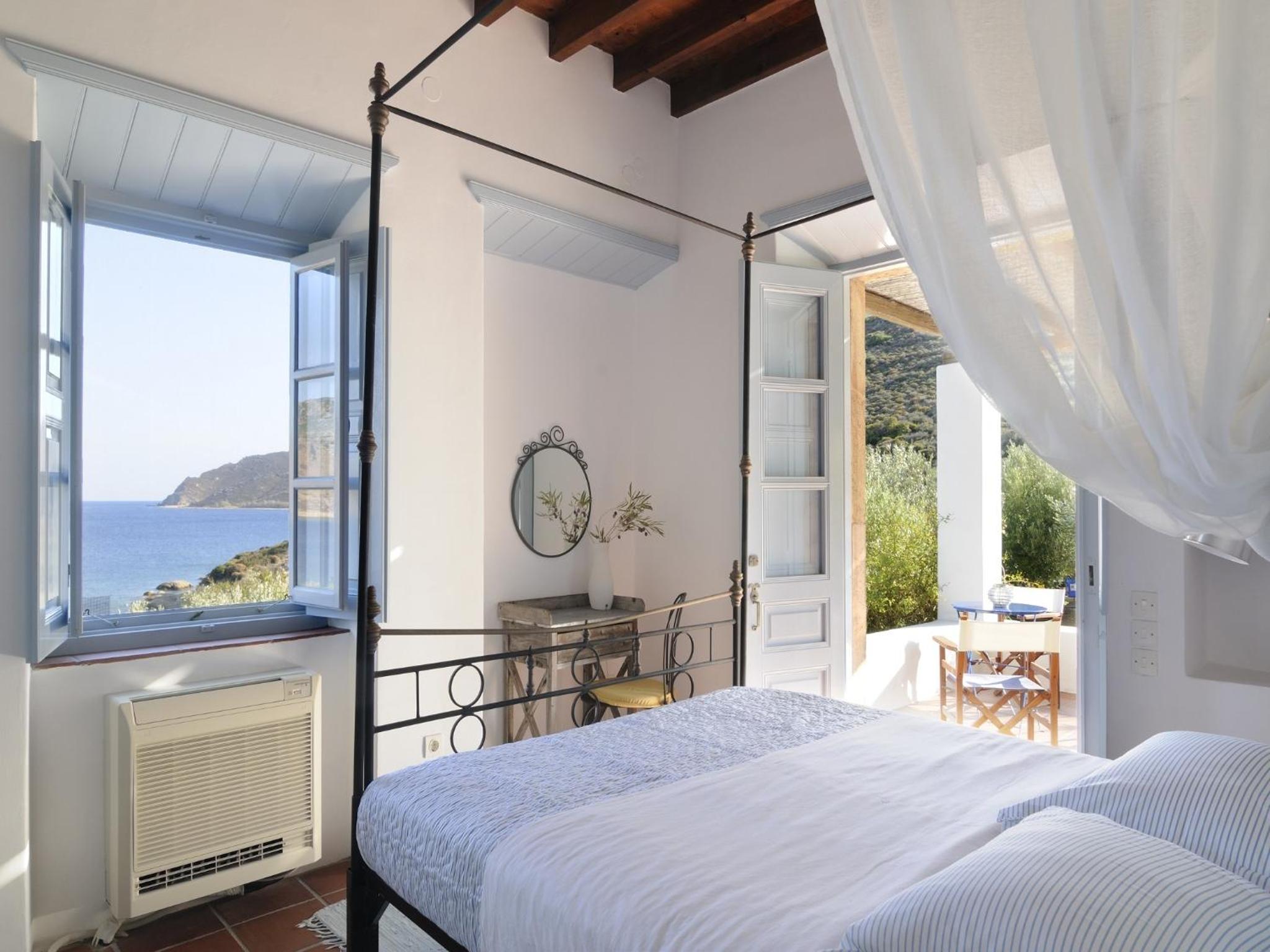 Two-Bedroom Apartment with Sea View - Photo 3