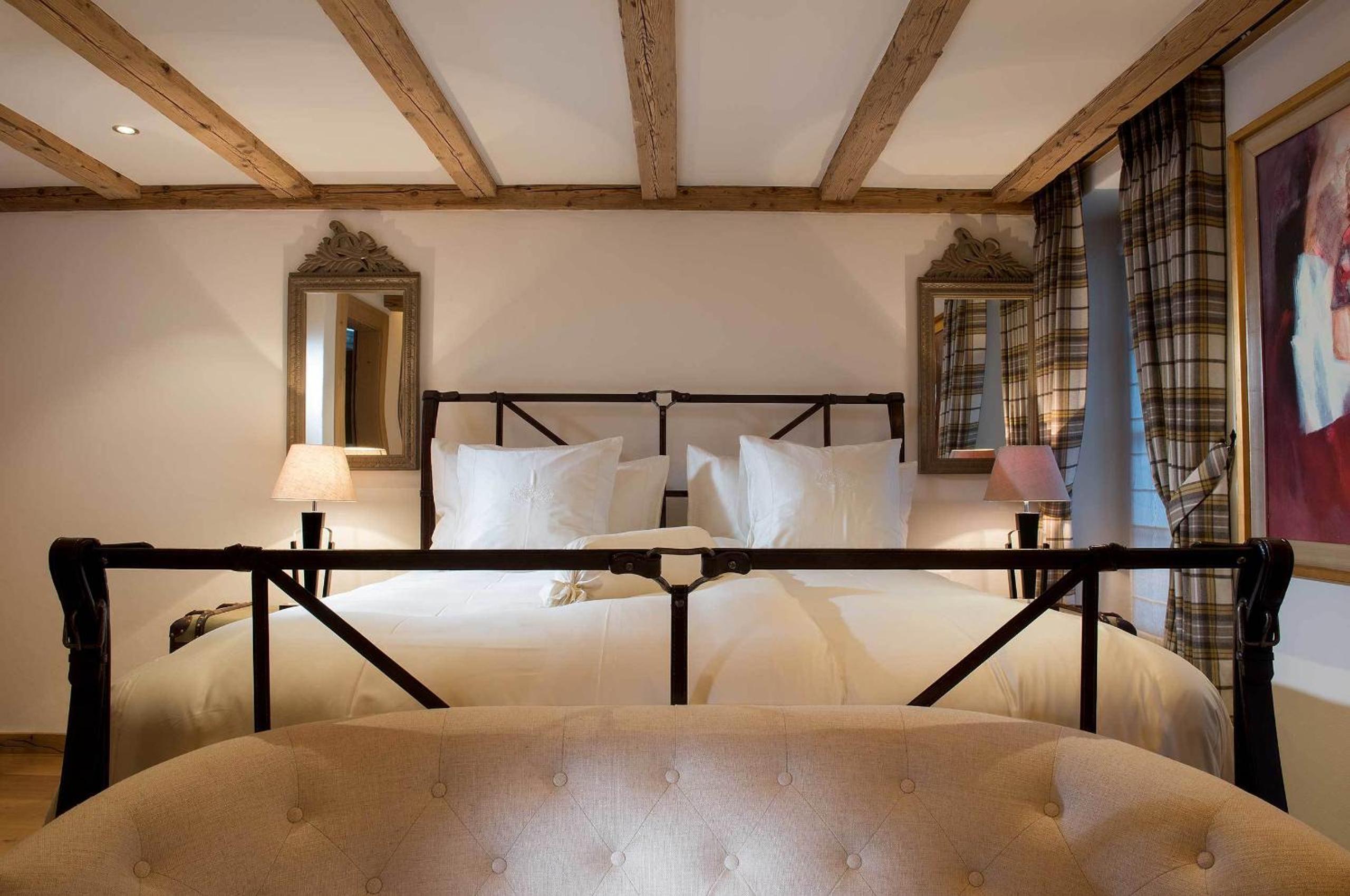 Suite 19 - Photo 1