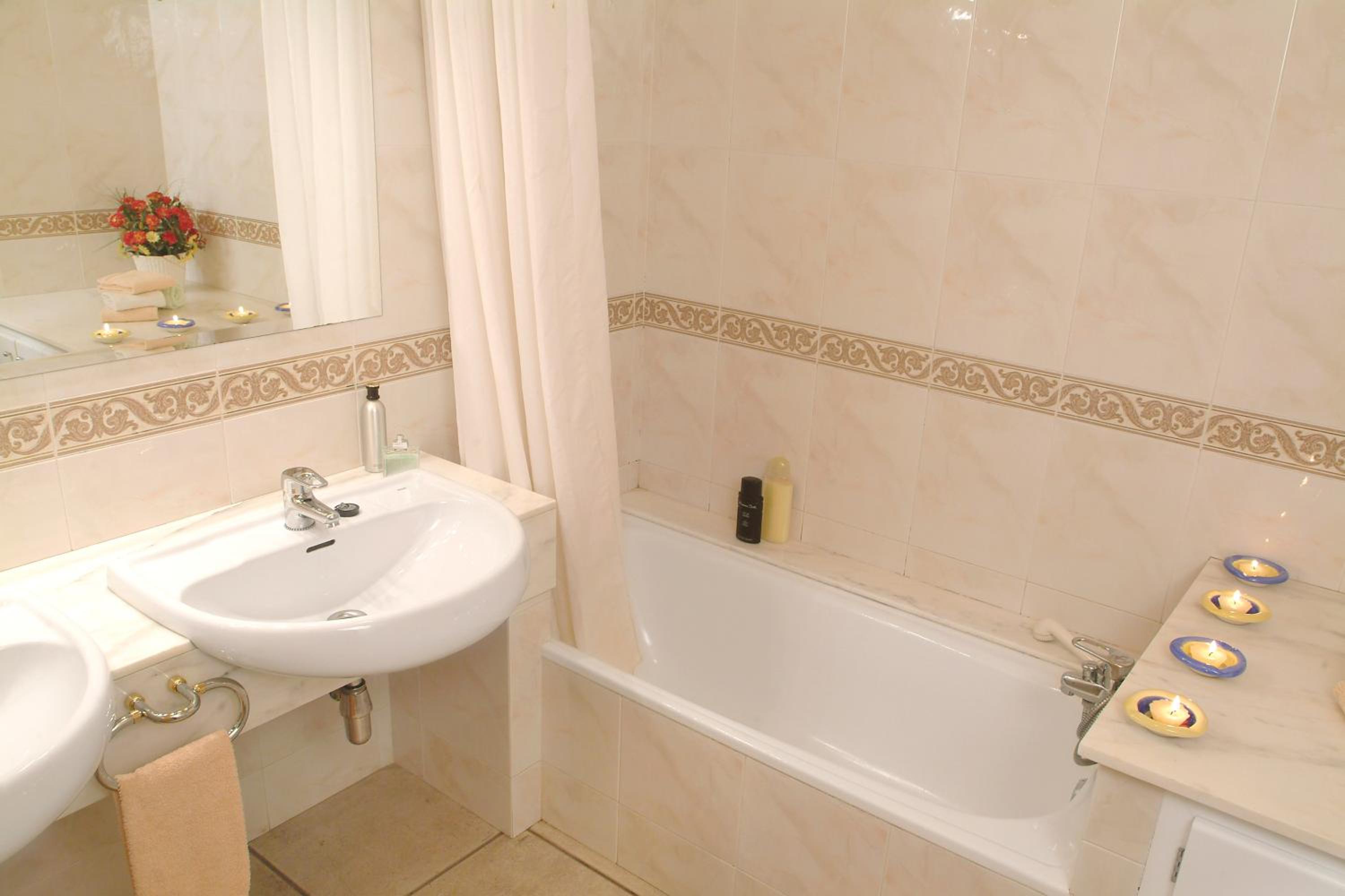 Double Room with Mountain View photo 3