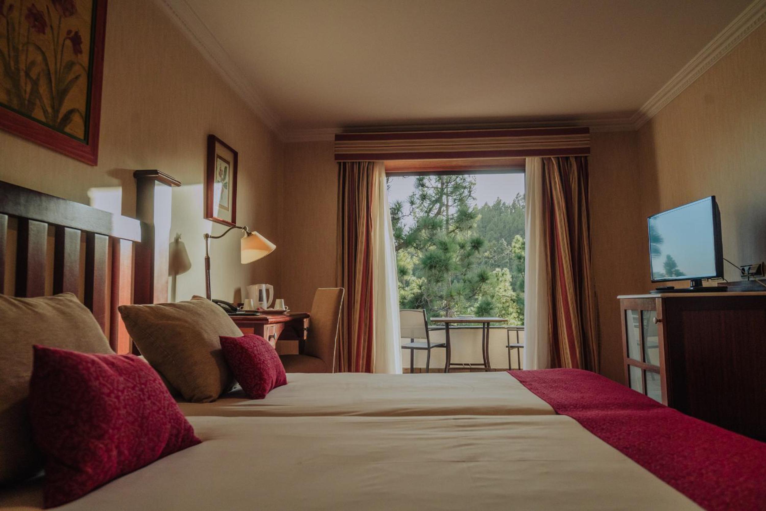 Habitación en el Ático con Vista al Jardín