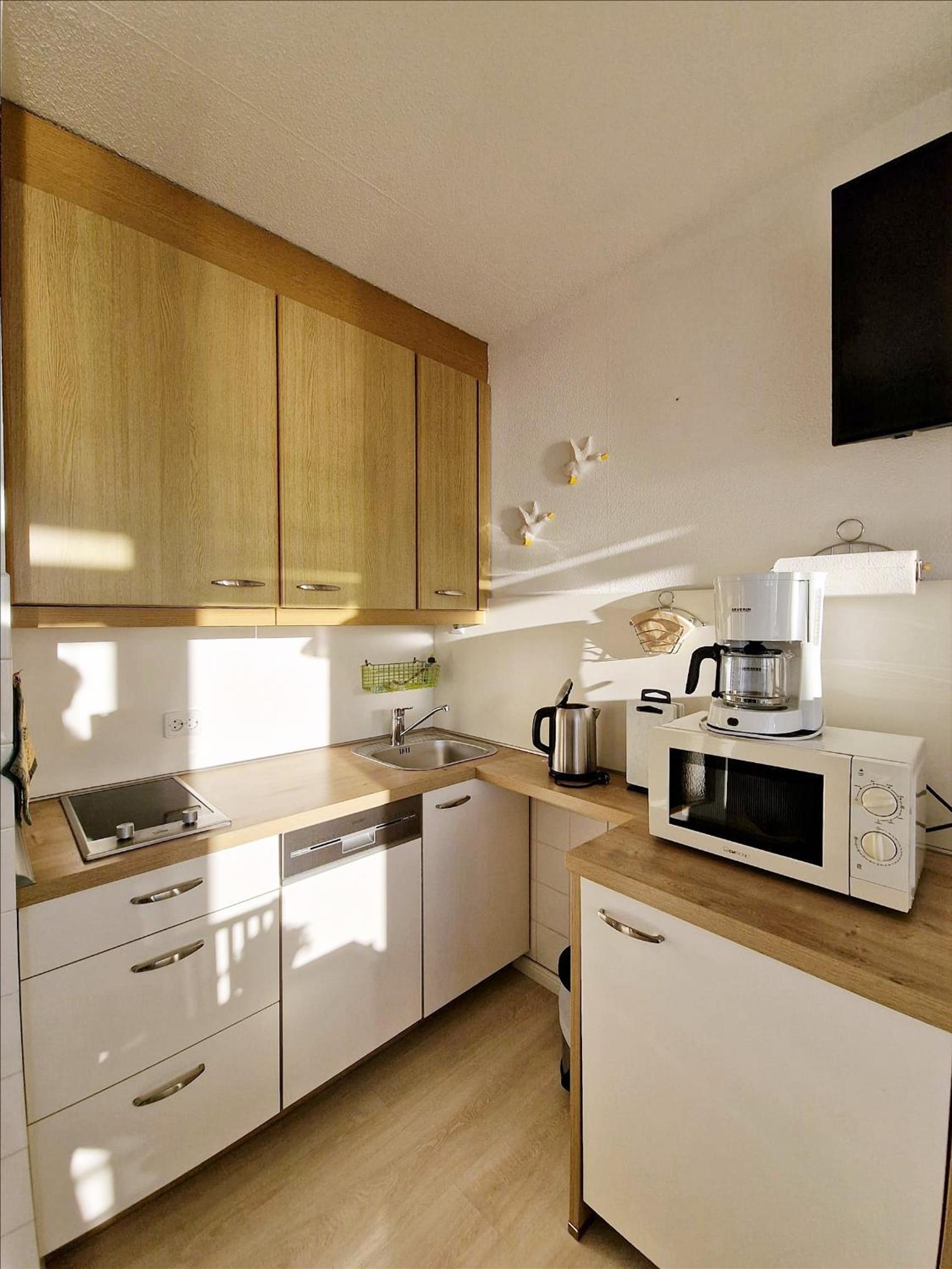 Apartment with Sea View photo 3
