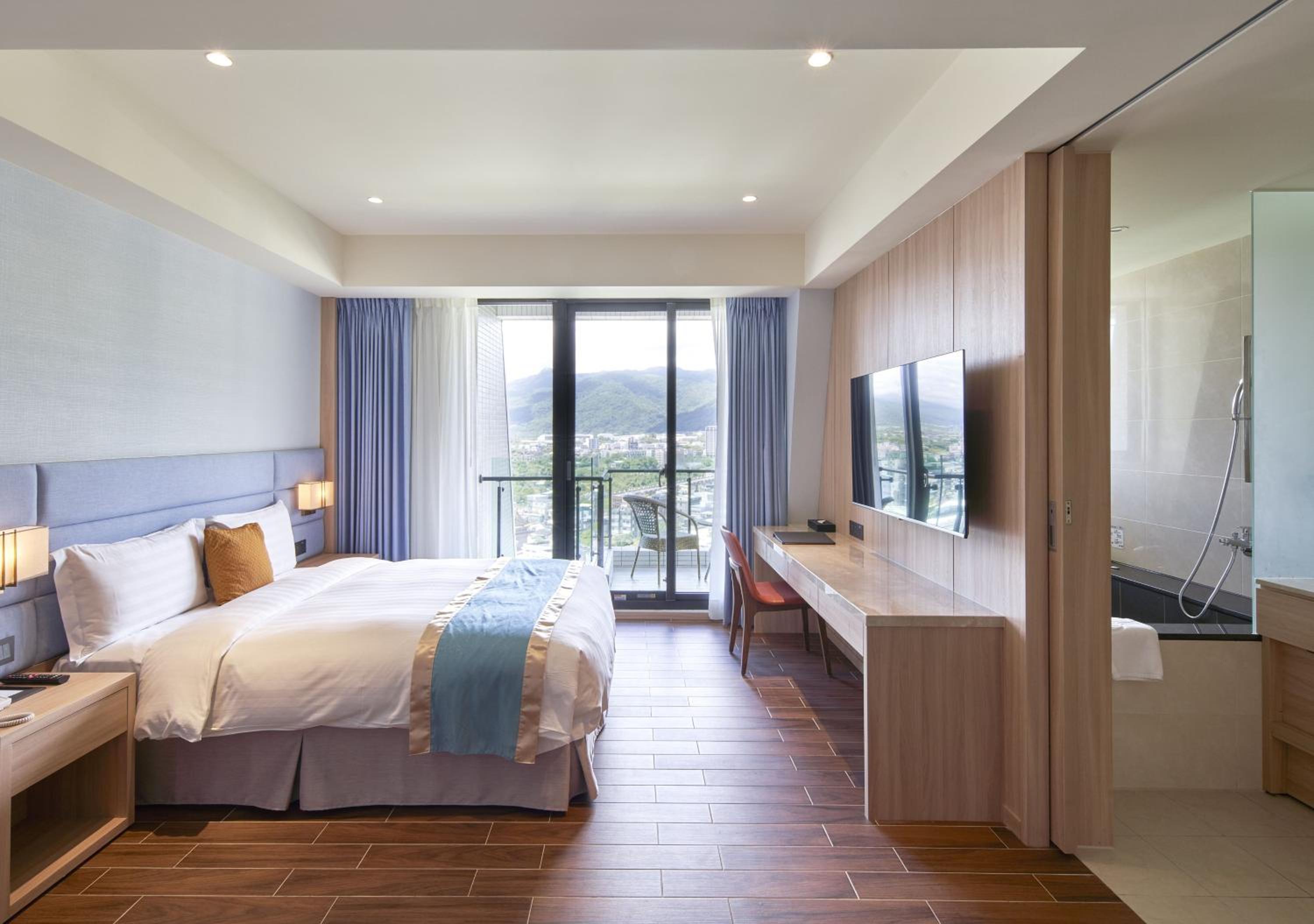 Double Room with Mountain View