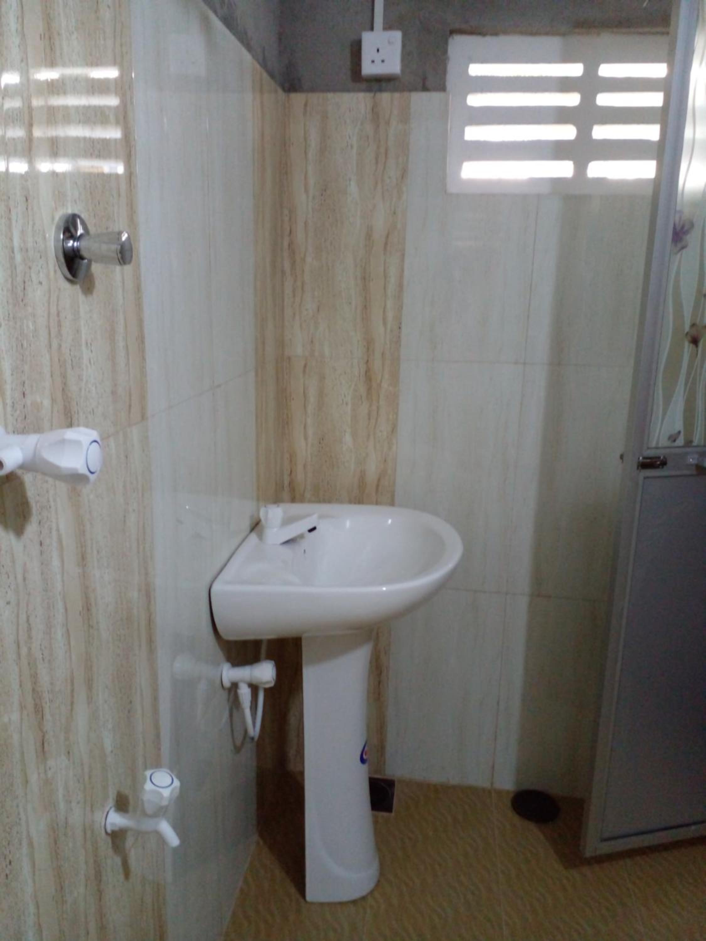 Budget Double Room photo 2