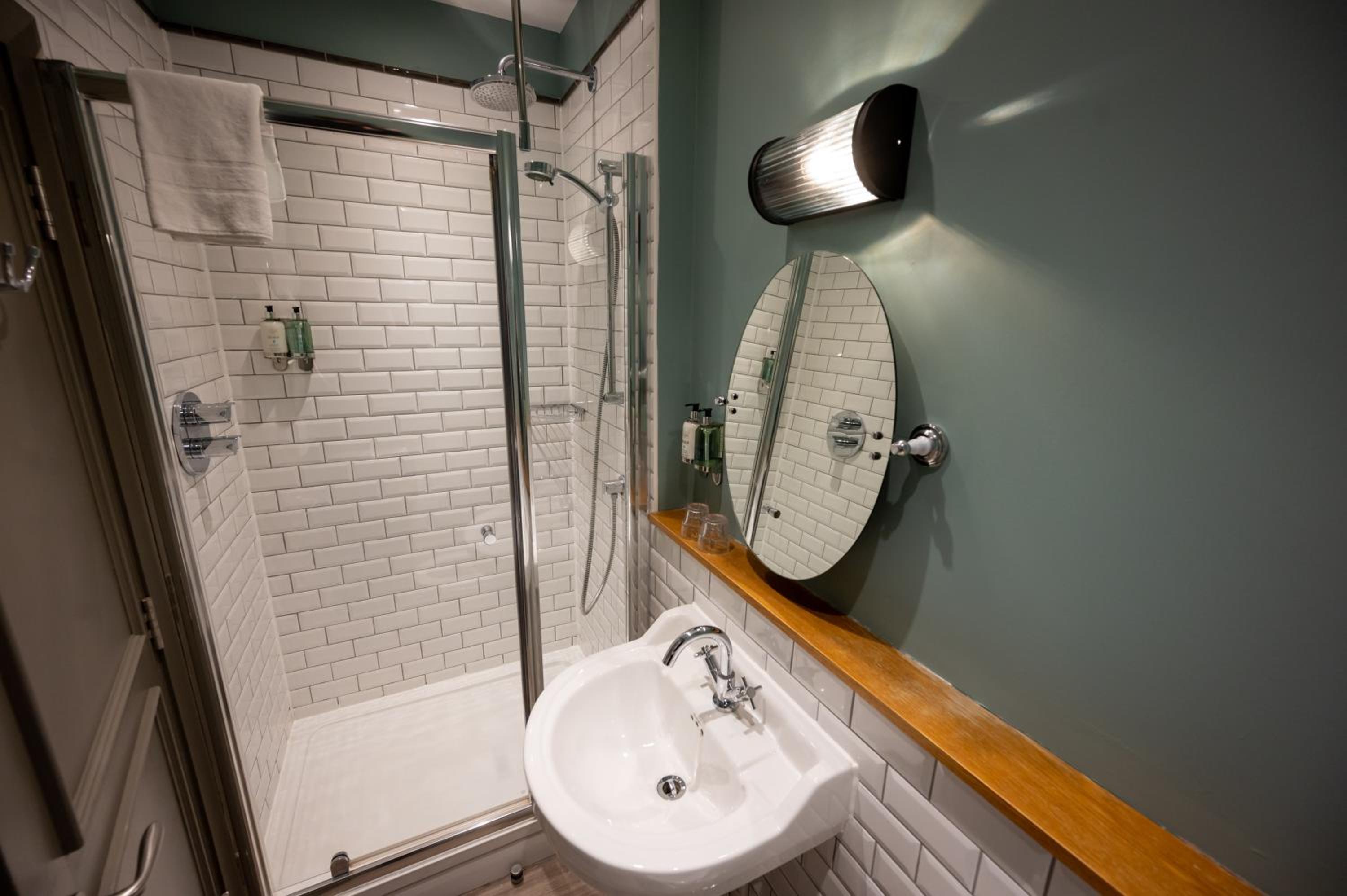 Double Room - Photo 21
