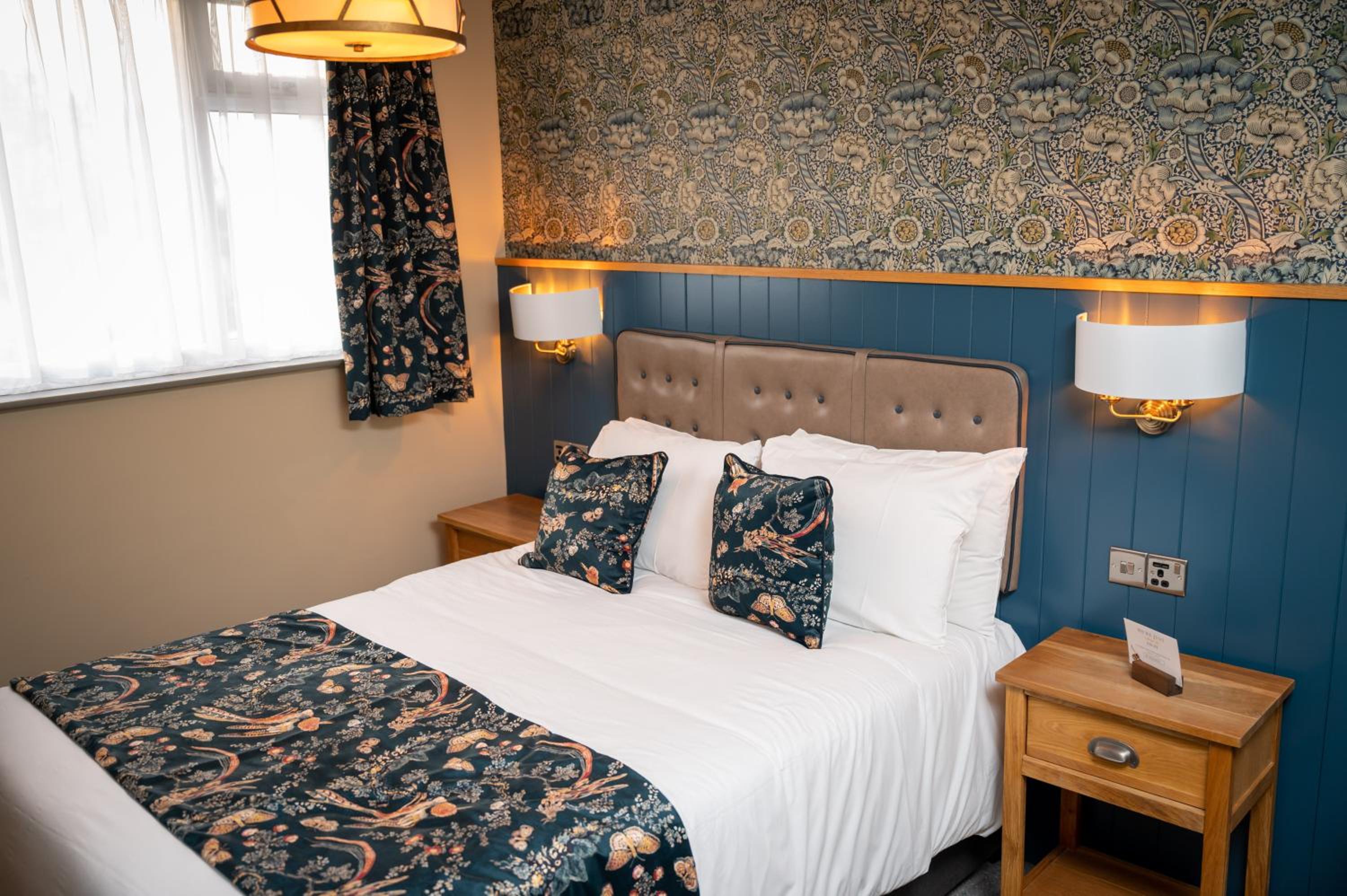 Double Room - Photo 7