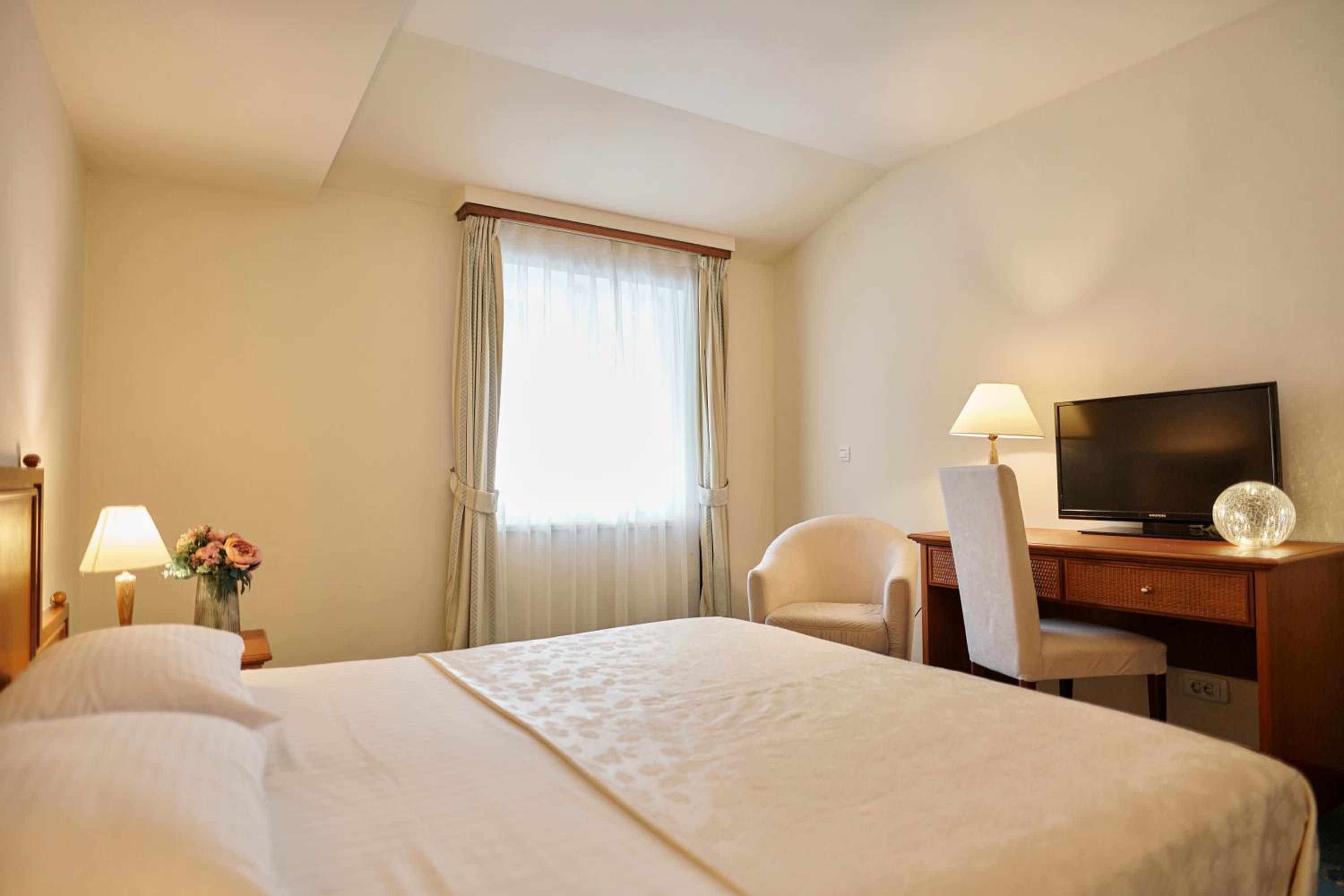 Suite with Sea View - Photo 2