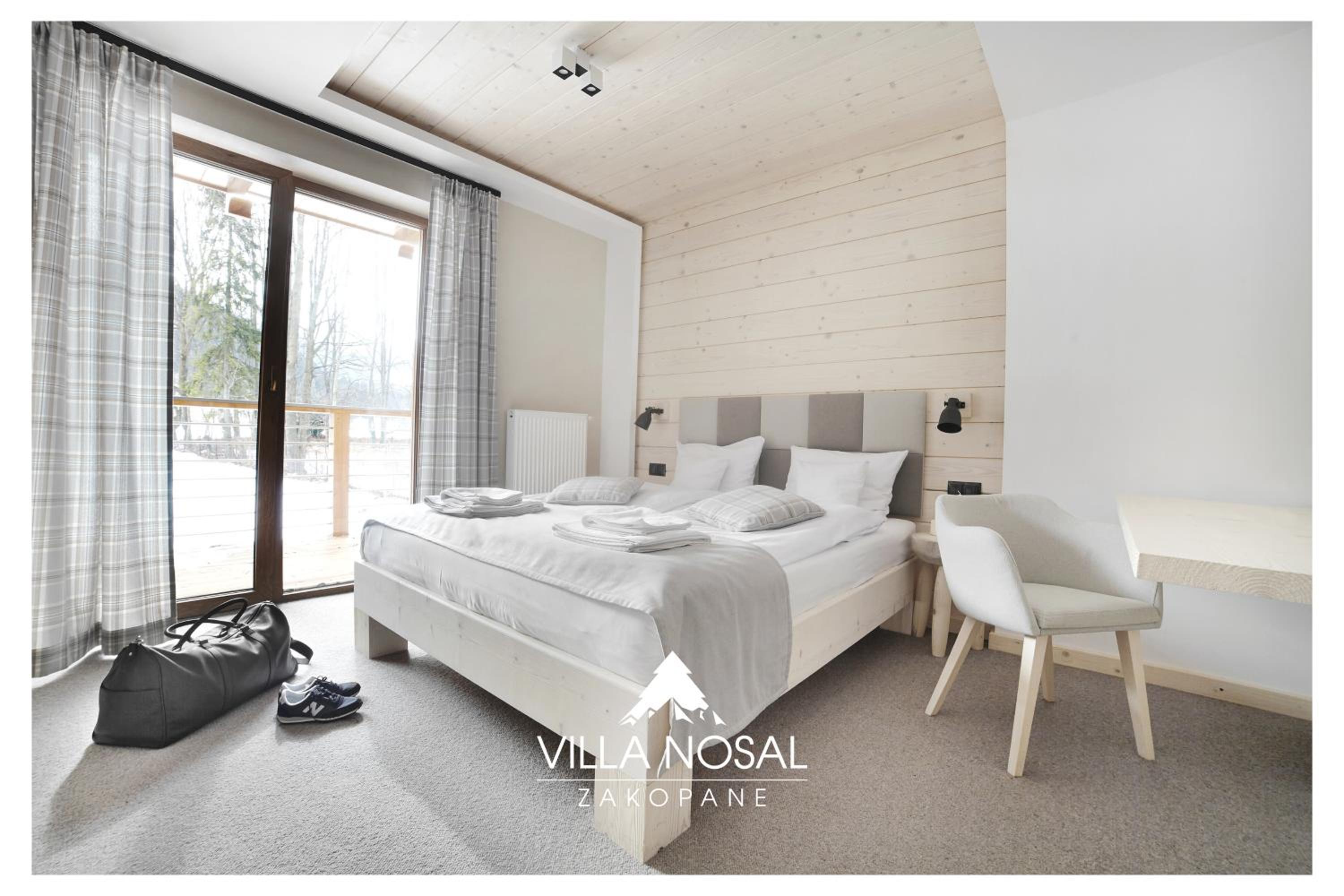 Double Room with Balcony - Photo 1