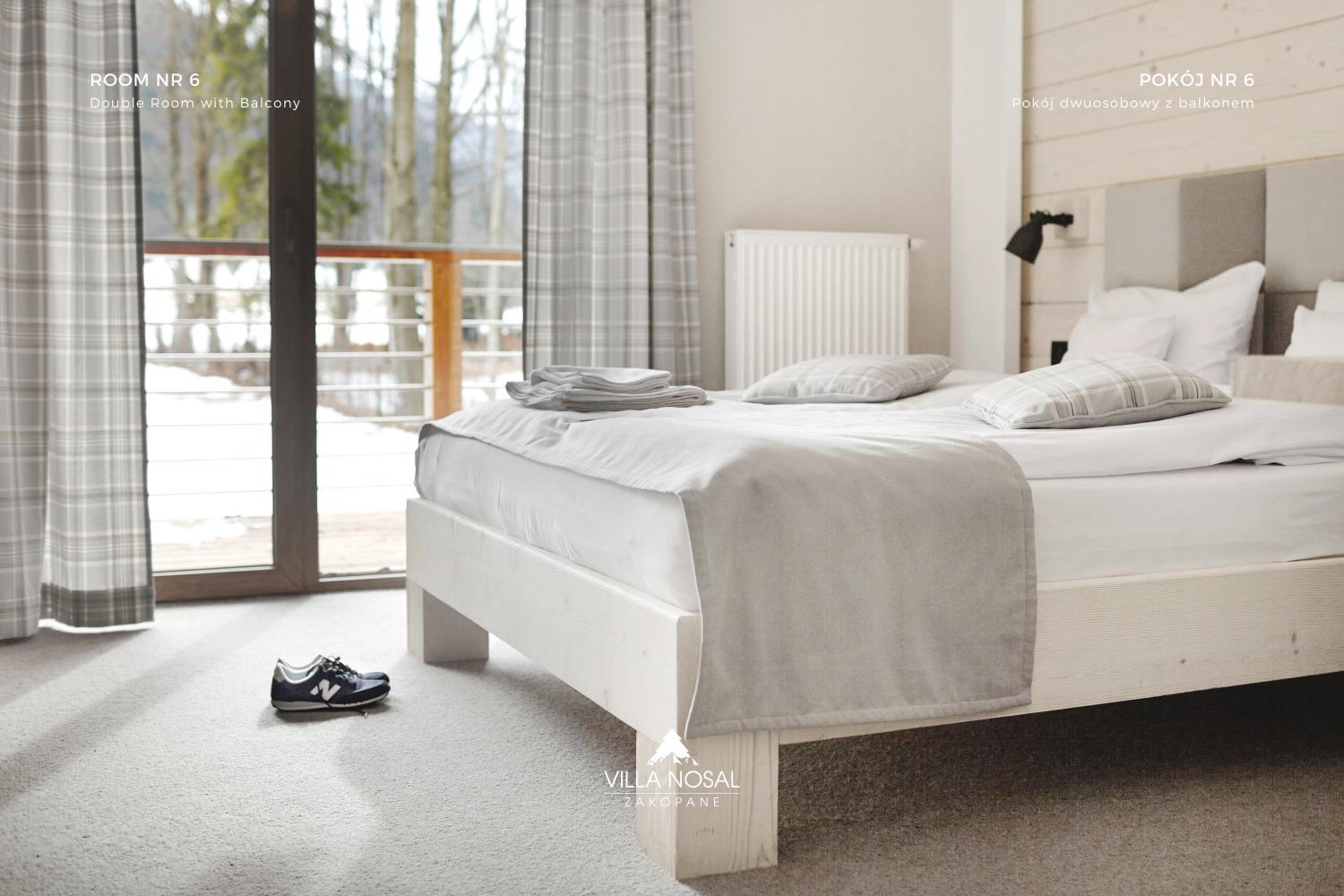 Double Room with Balcony - Photo 3
