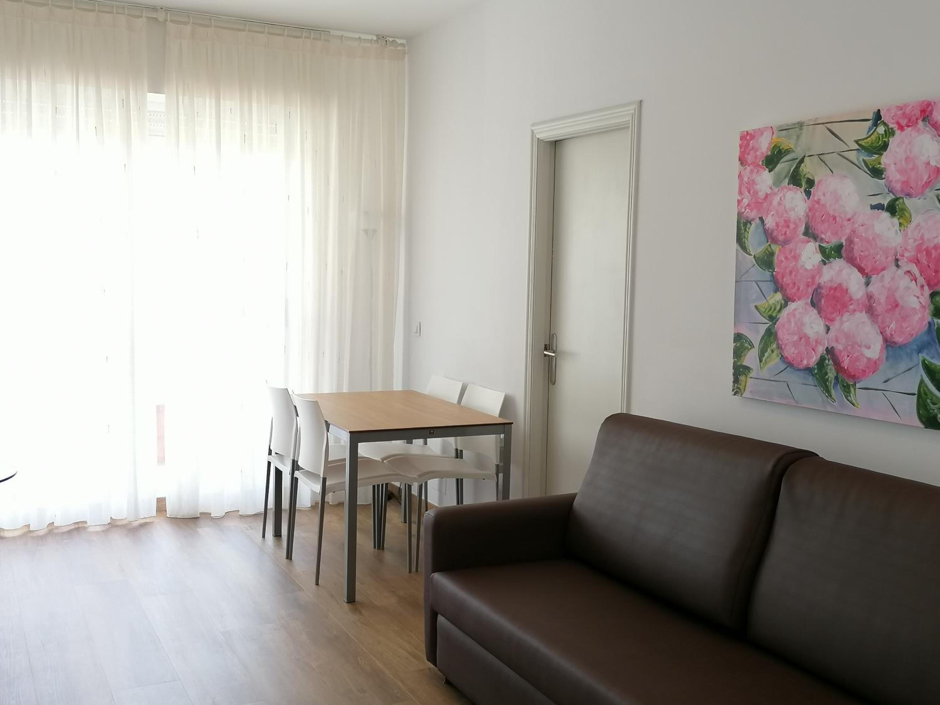Two-Bedroom Apartment photo 3