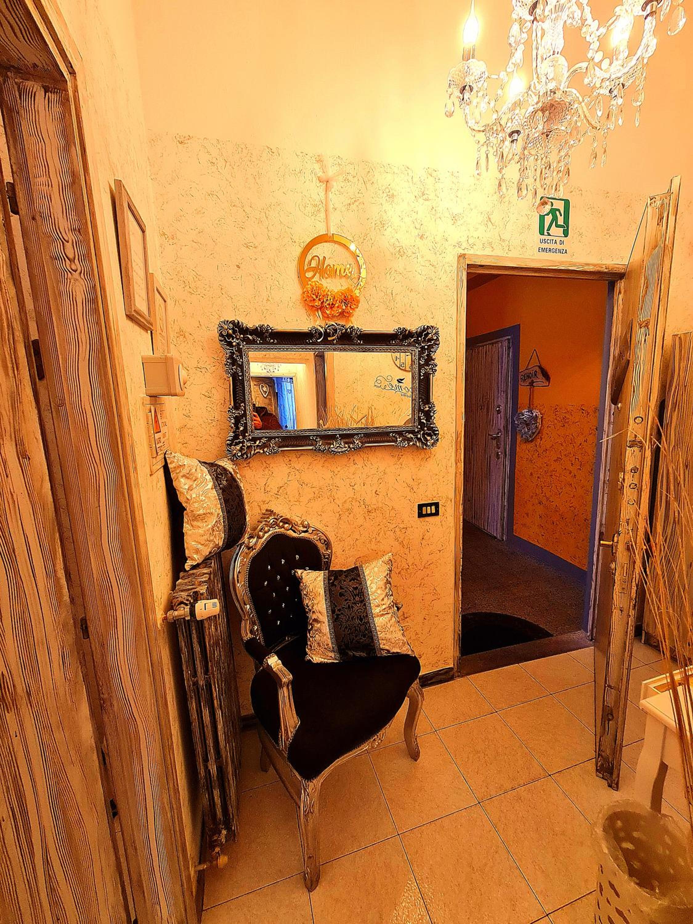 Deluxe Room - Photo 6