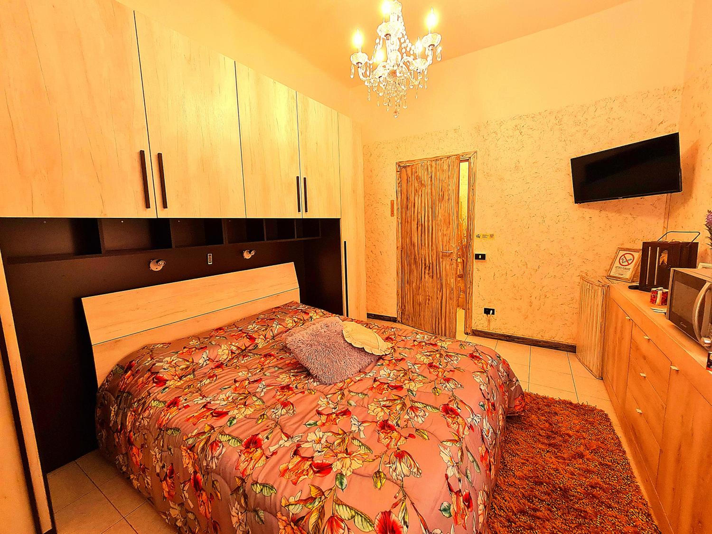 Deluxe Room - Photo 18