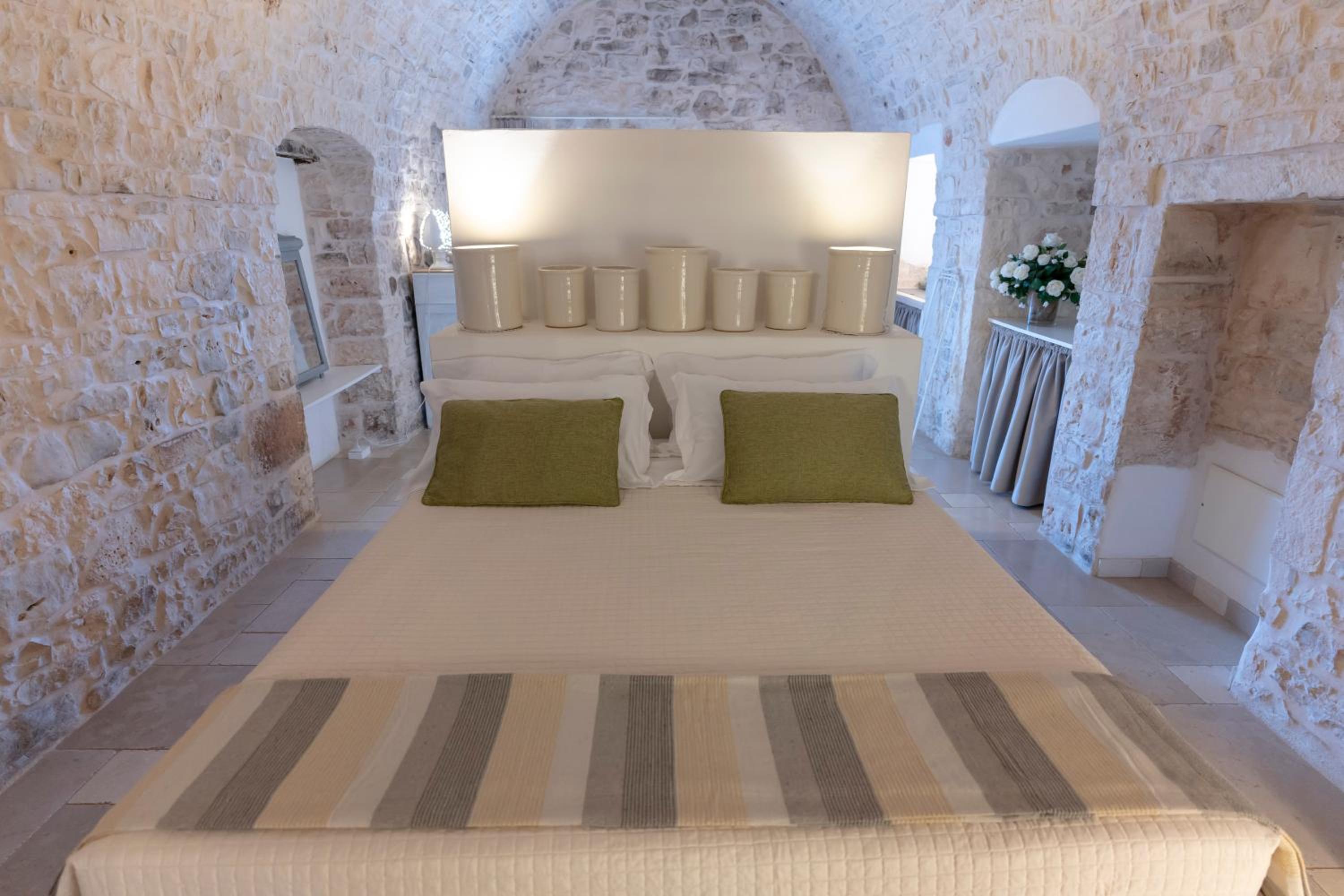 Suite with Hot Tub