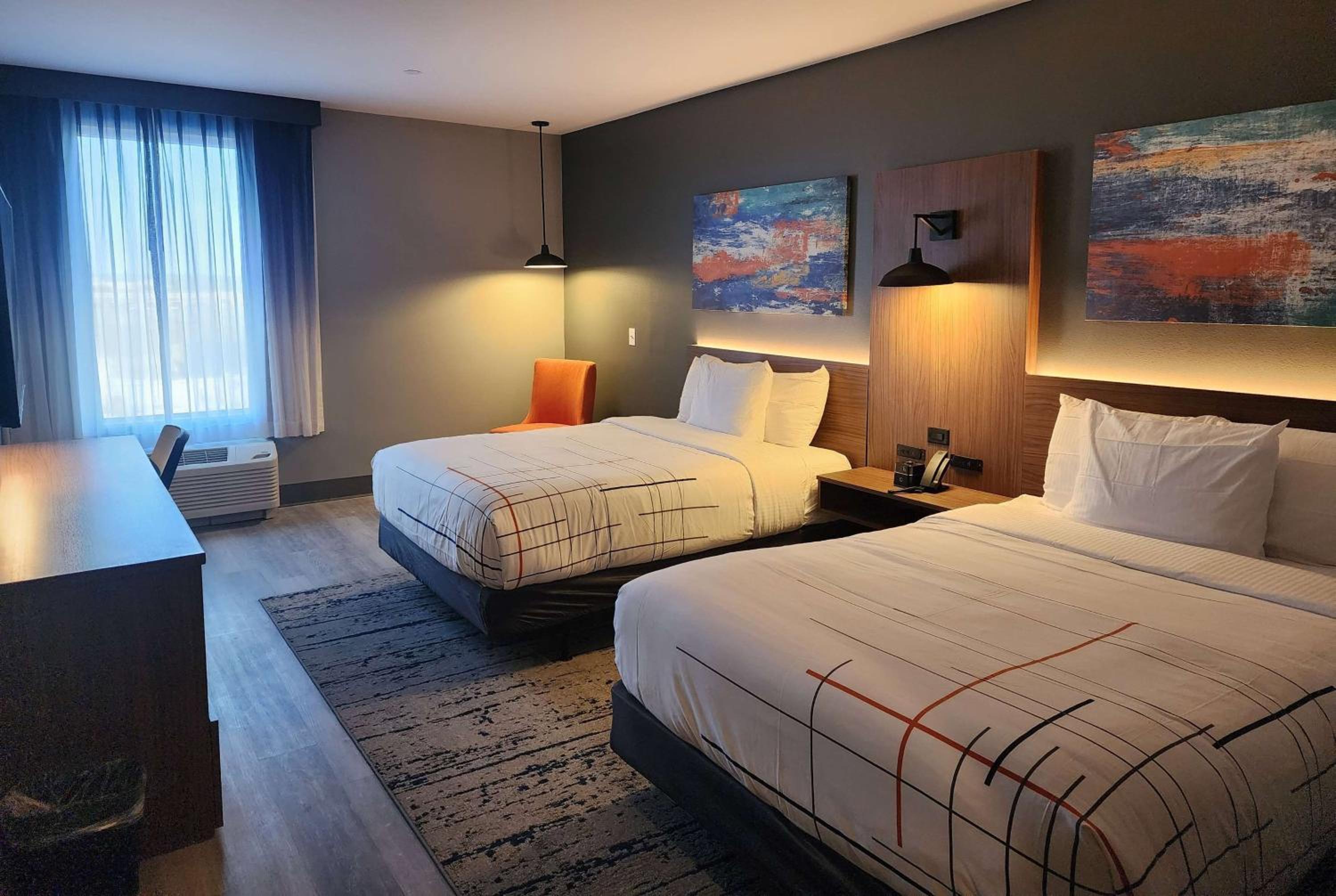 Queen Room with Two Queen Beds, Mobility Access and Bathtub with Grab Bars, Non-Smoking - Photo 1