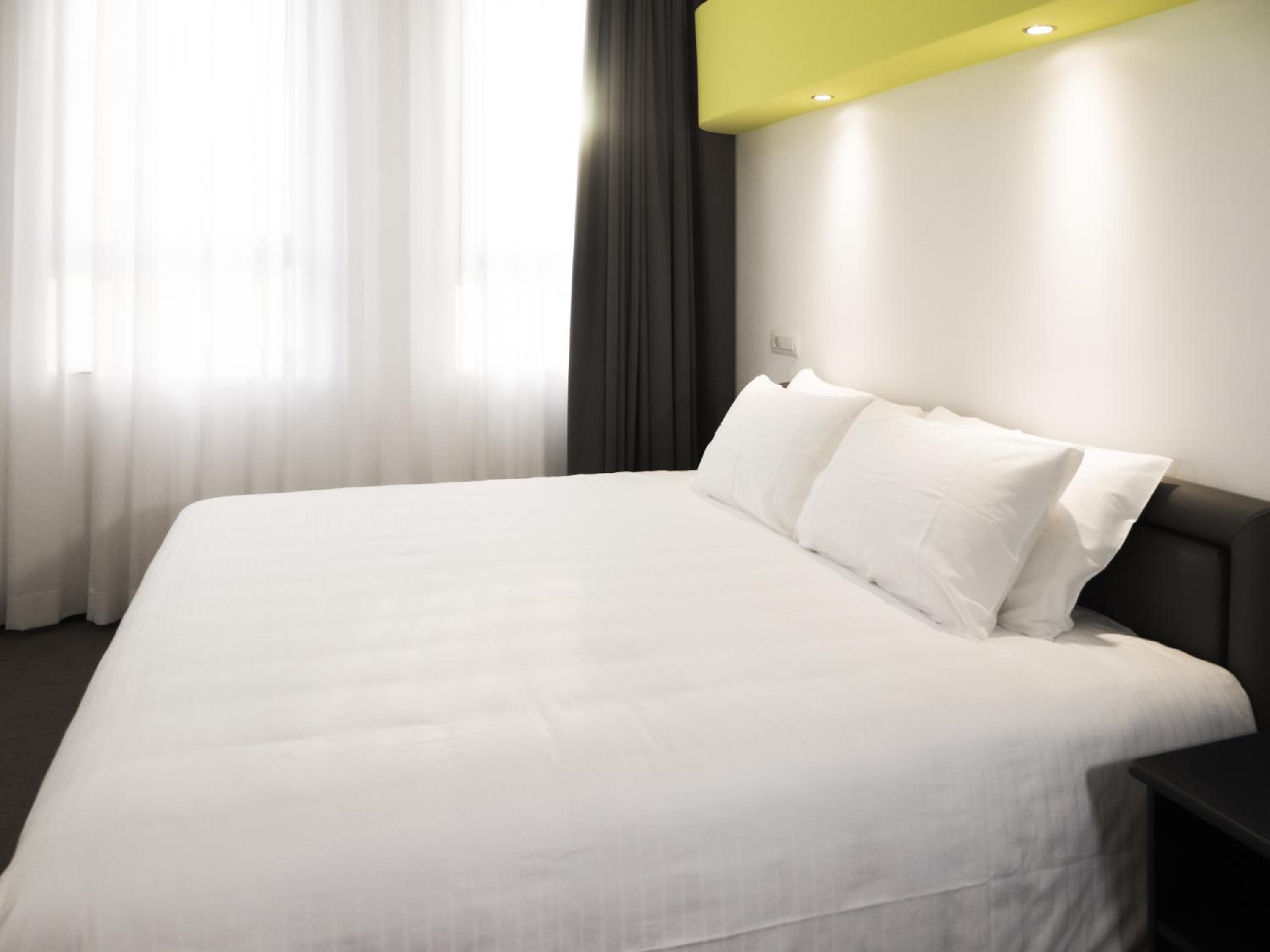 Deluxe Double Room photo 2