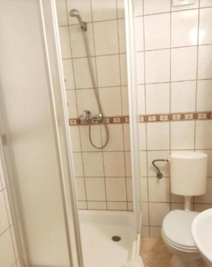 Triple Room with Balcony - Photo 1