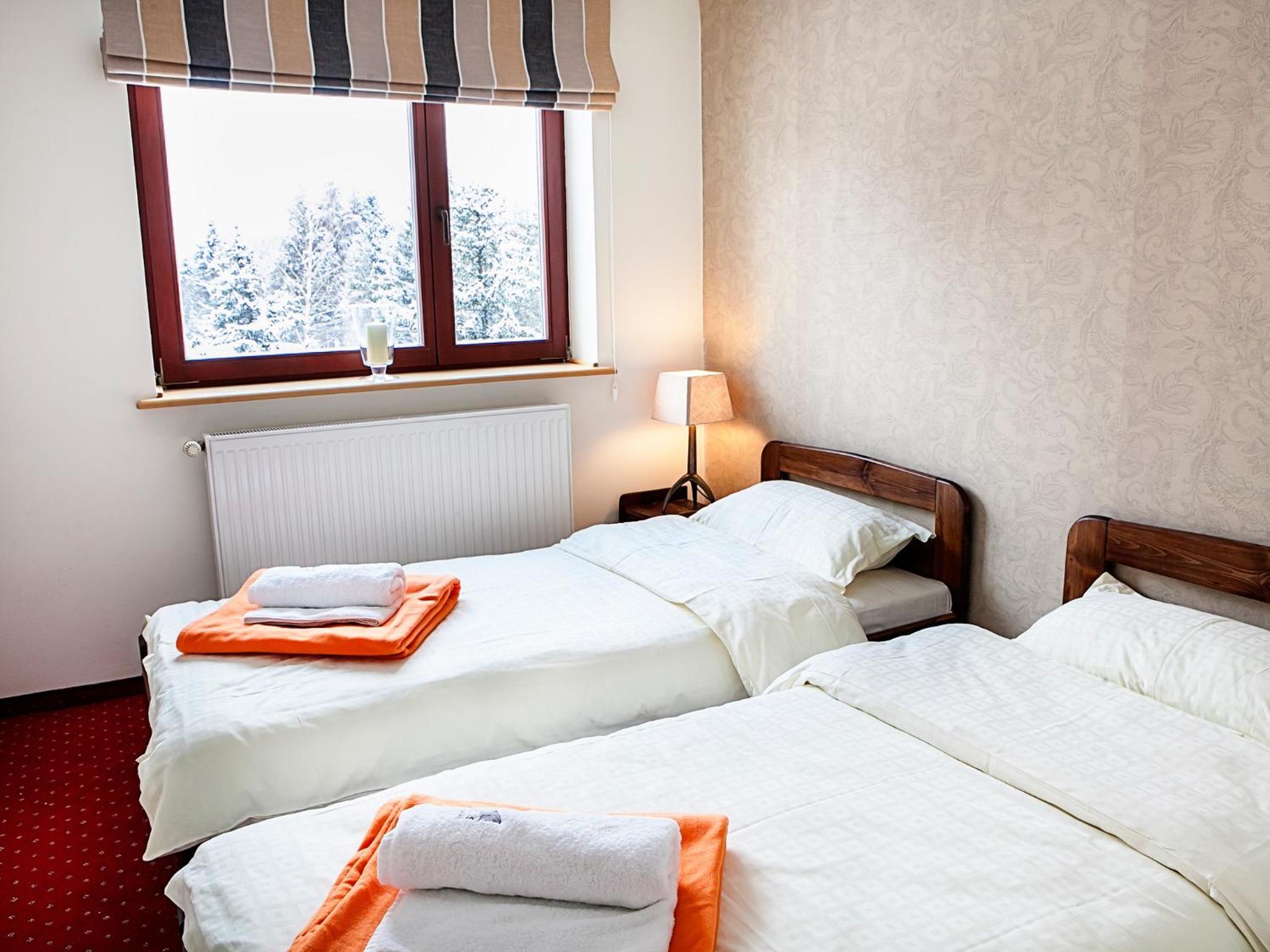 Standard Twin Room - Photo 2