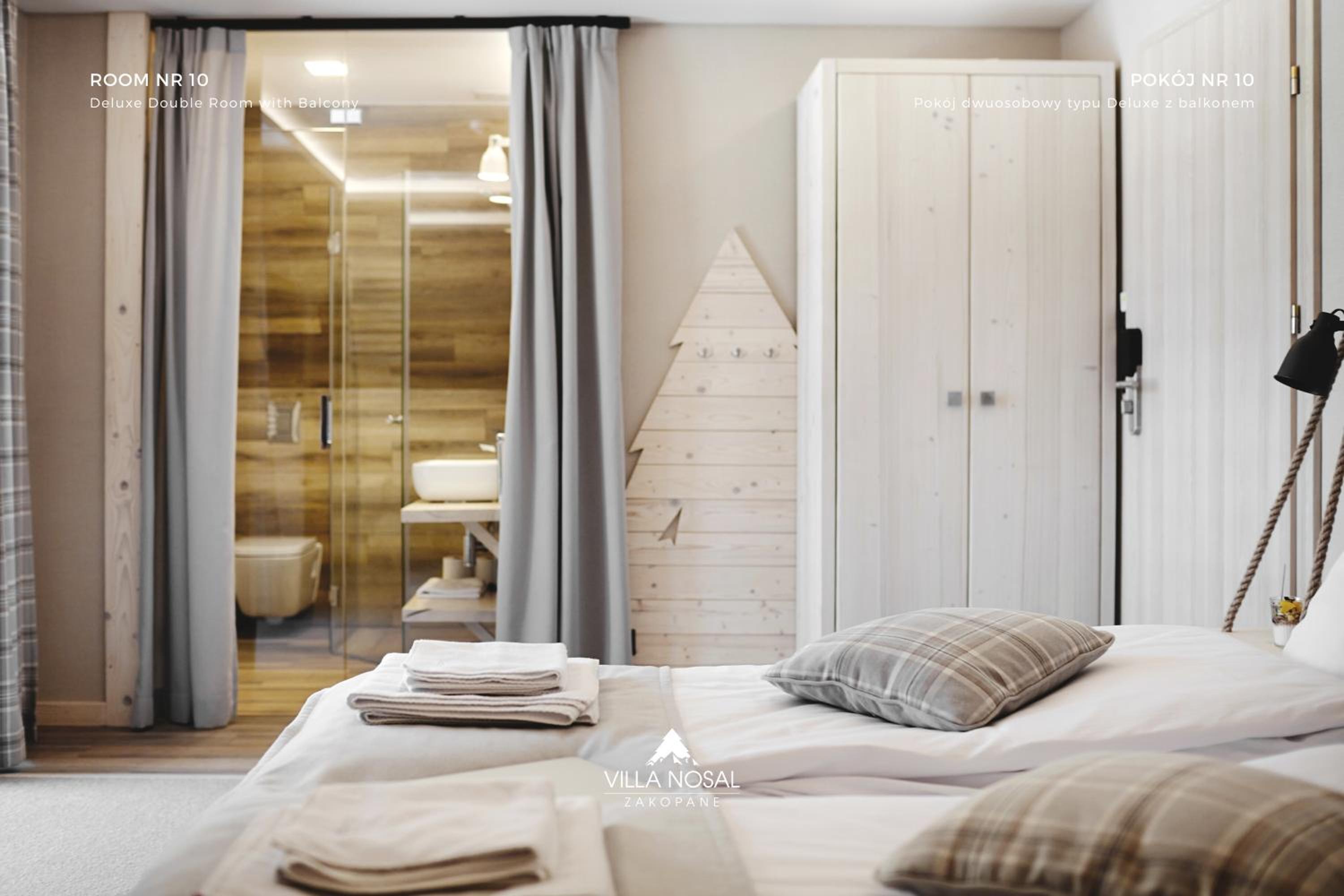 Deluxe Double Room with Balcony - Photo 6