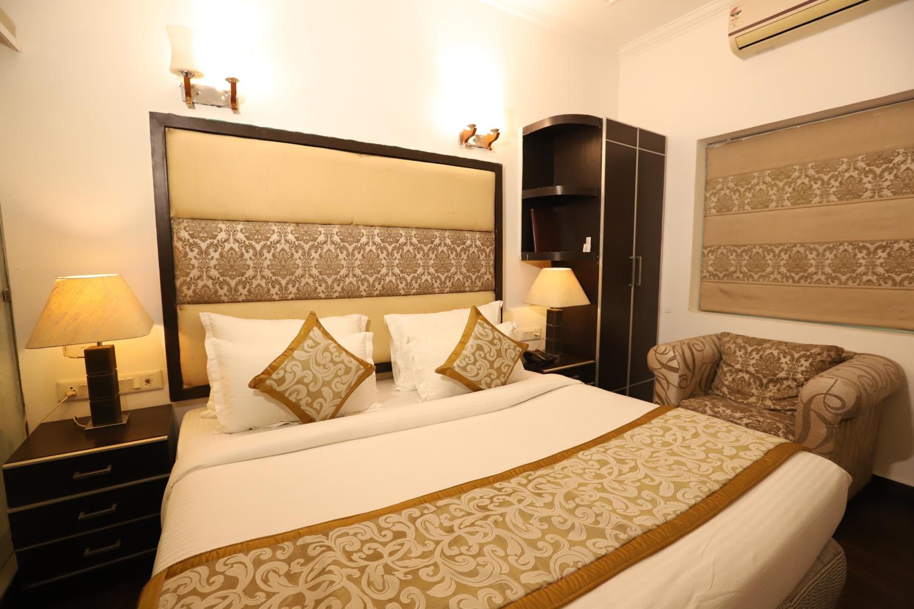 Executive Suite