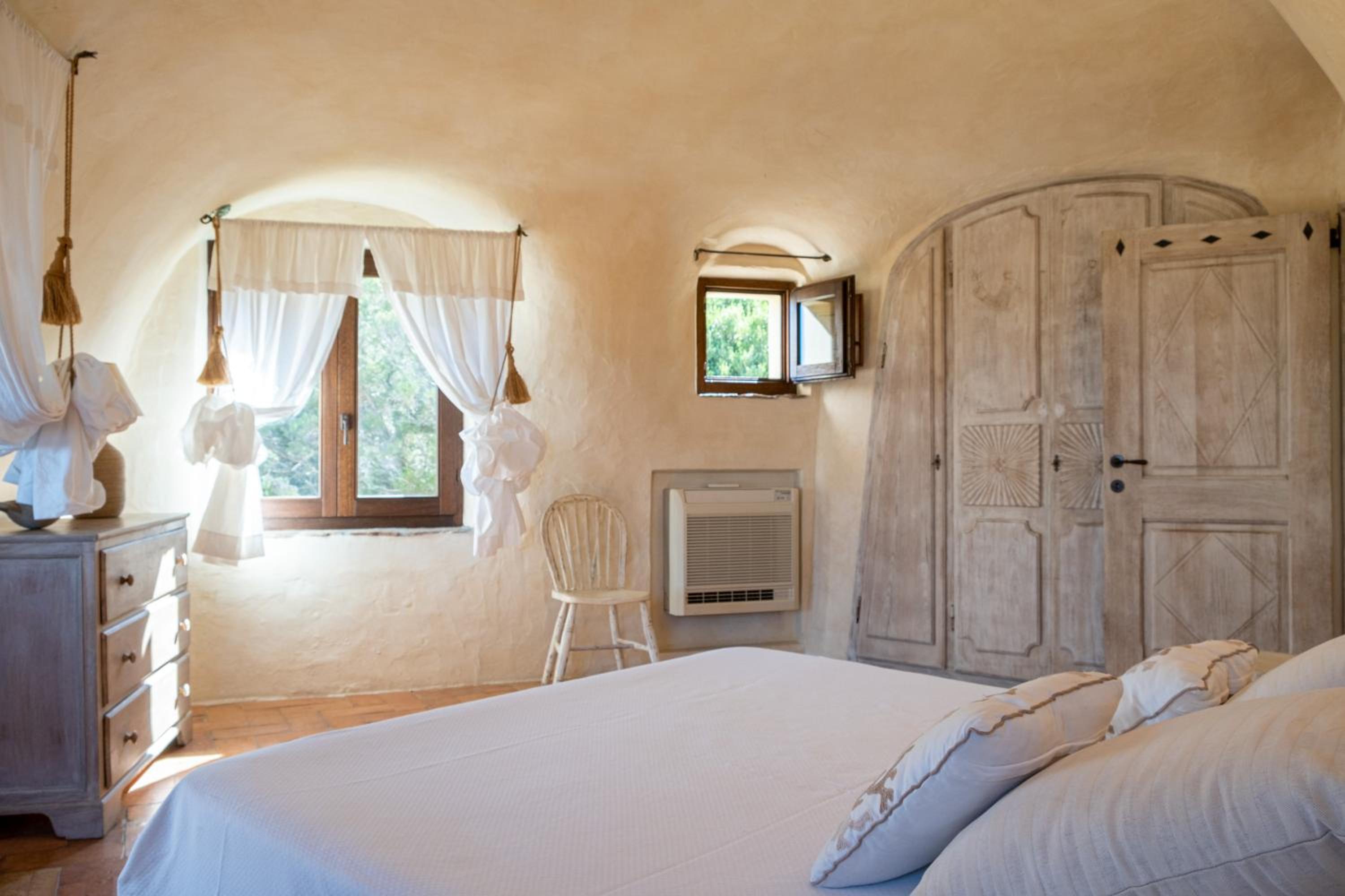 Villa photo 2