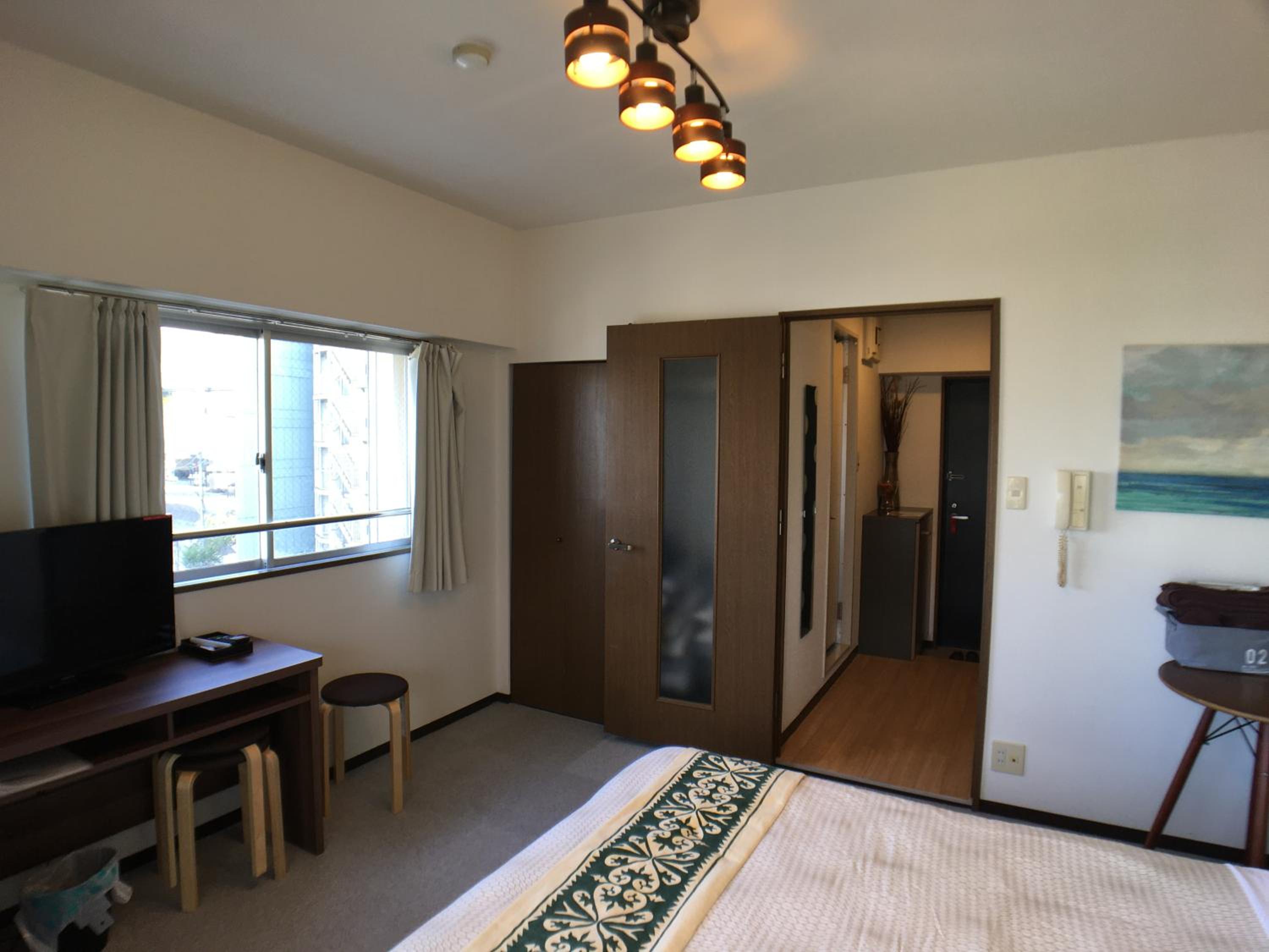 Apartment with Balcony 503 - Photo 2