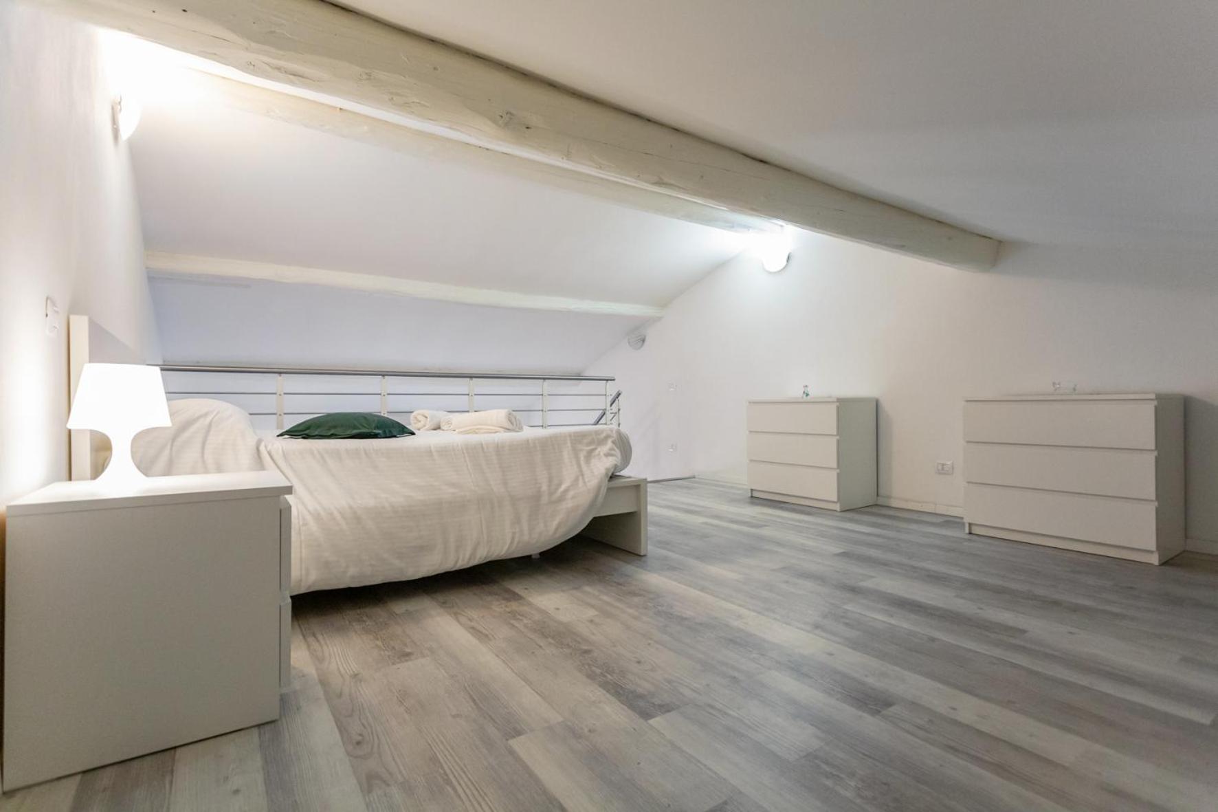 Apartment - Photo 22
