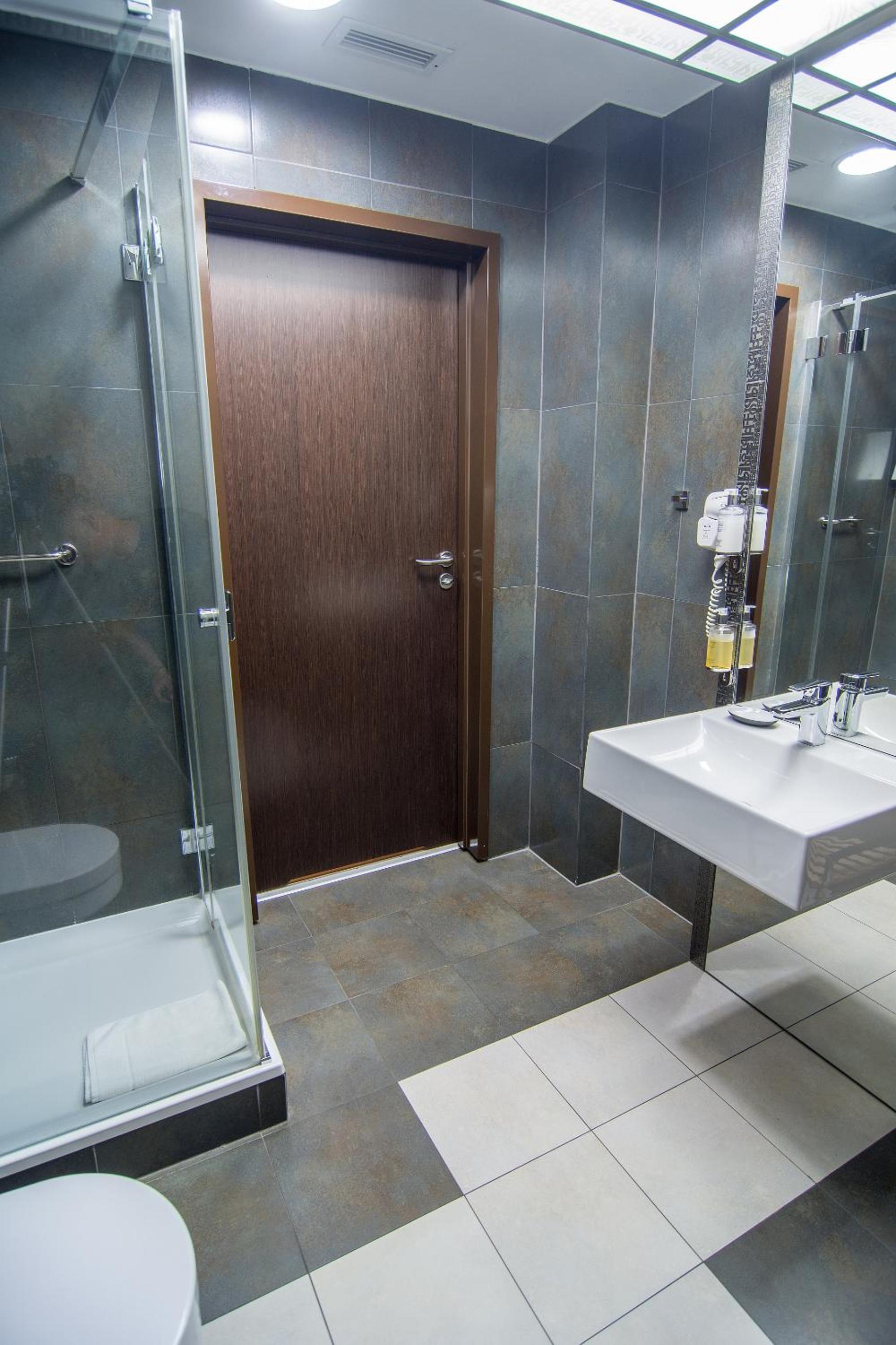 Deluxe Triple Room - Photo 3