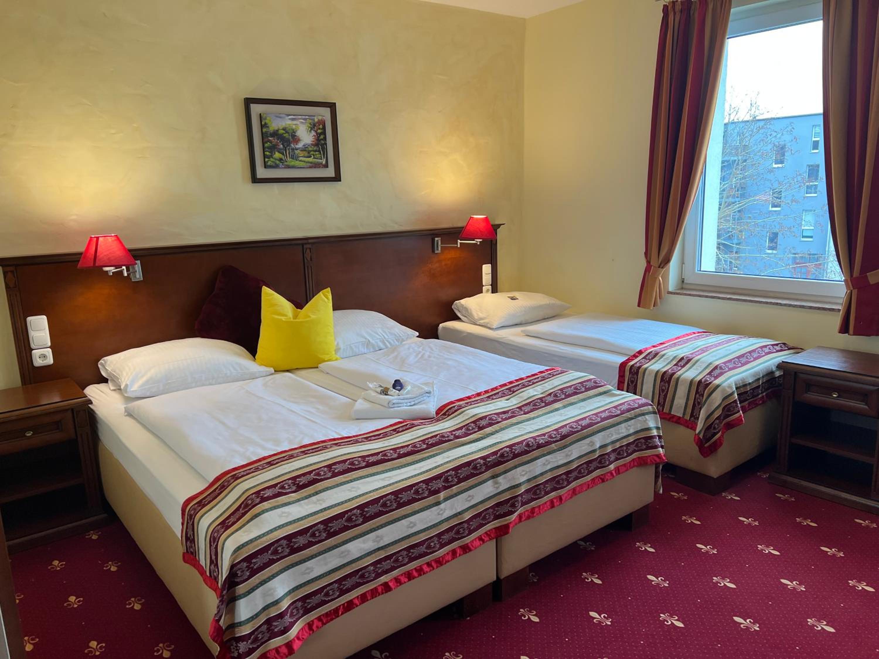 Triple Room photo 2