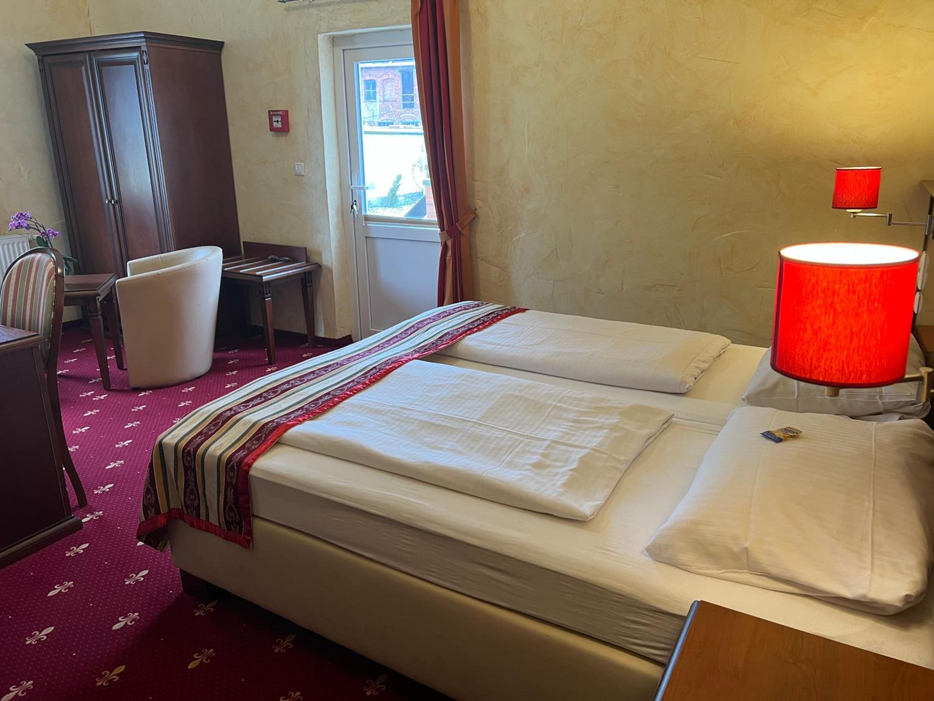 Deluxe Double Room With Balcony photo 3