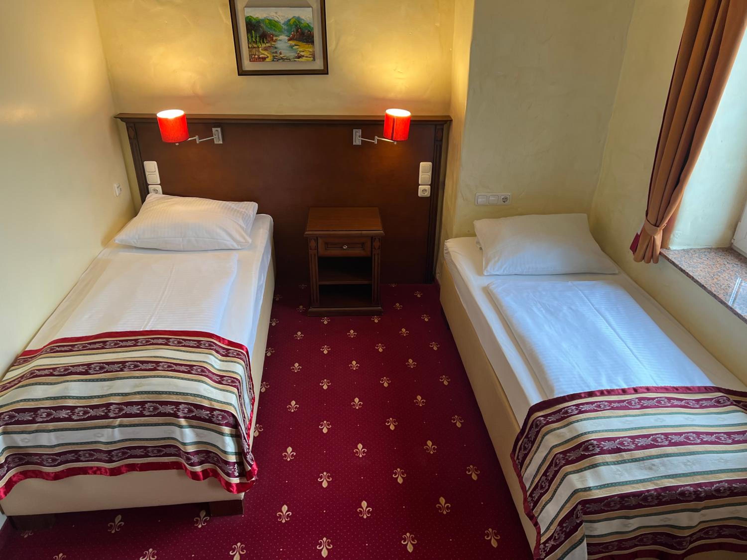 Deluxe Single Room photo 3