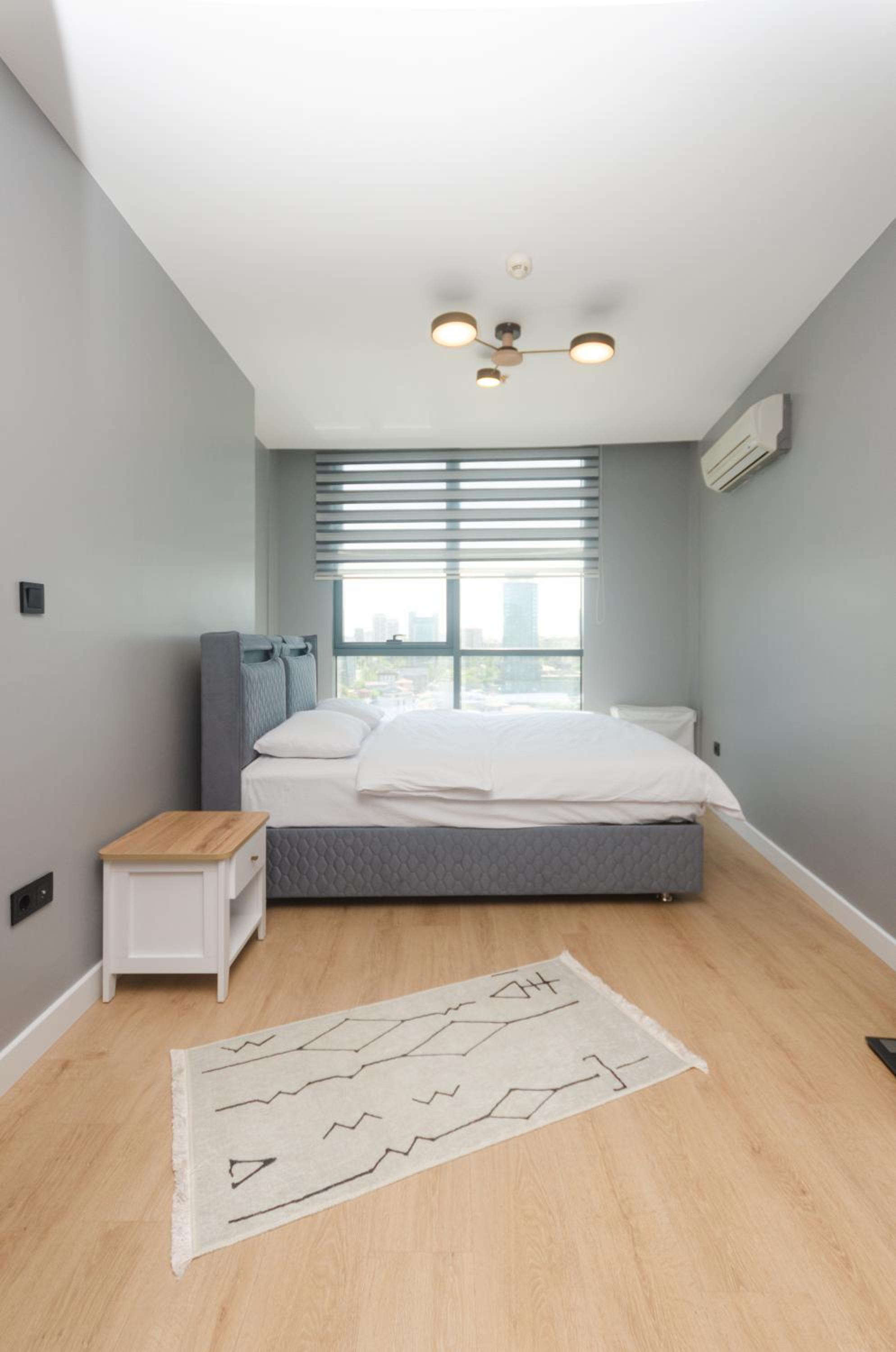 Three-Bedroom Apartment photo 1