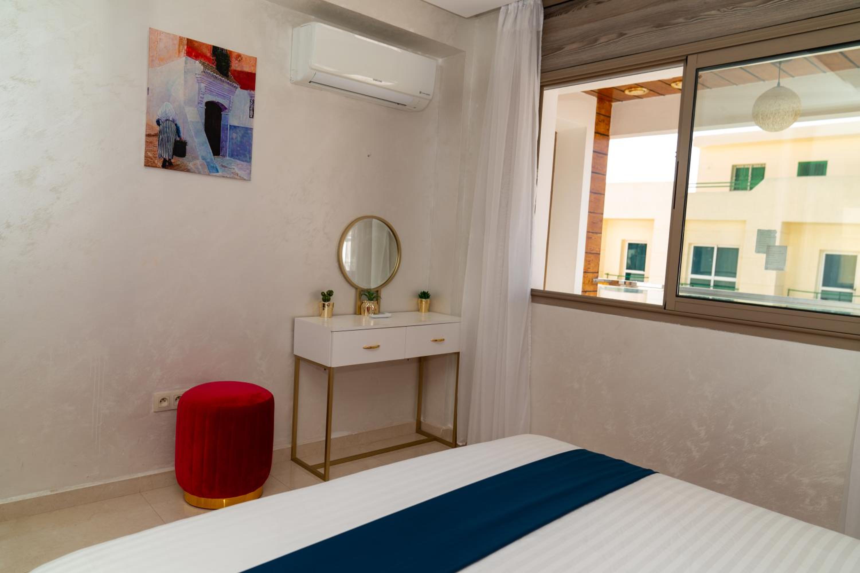 Apartment with Sea View - Photo 16