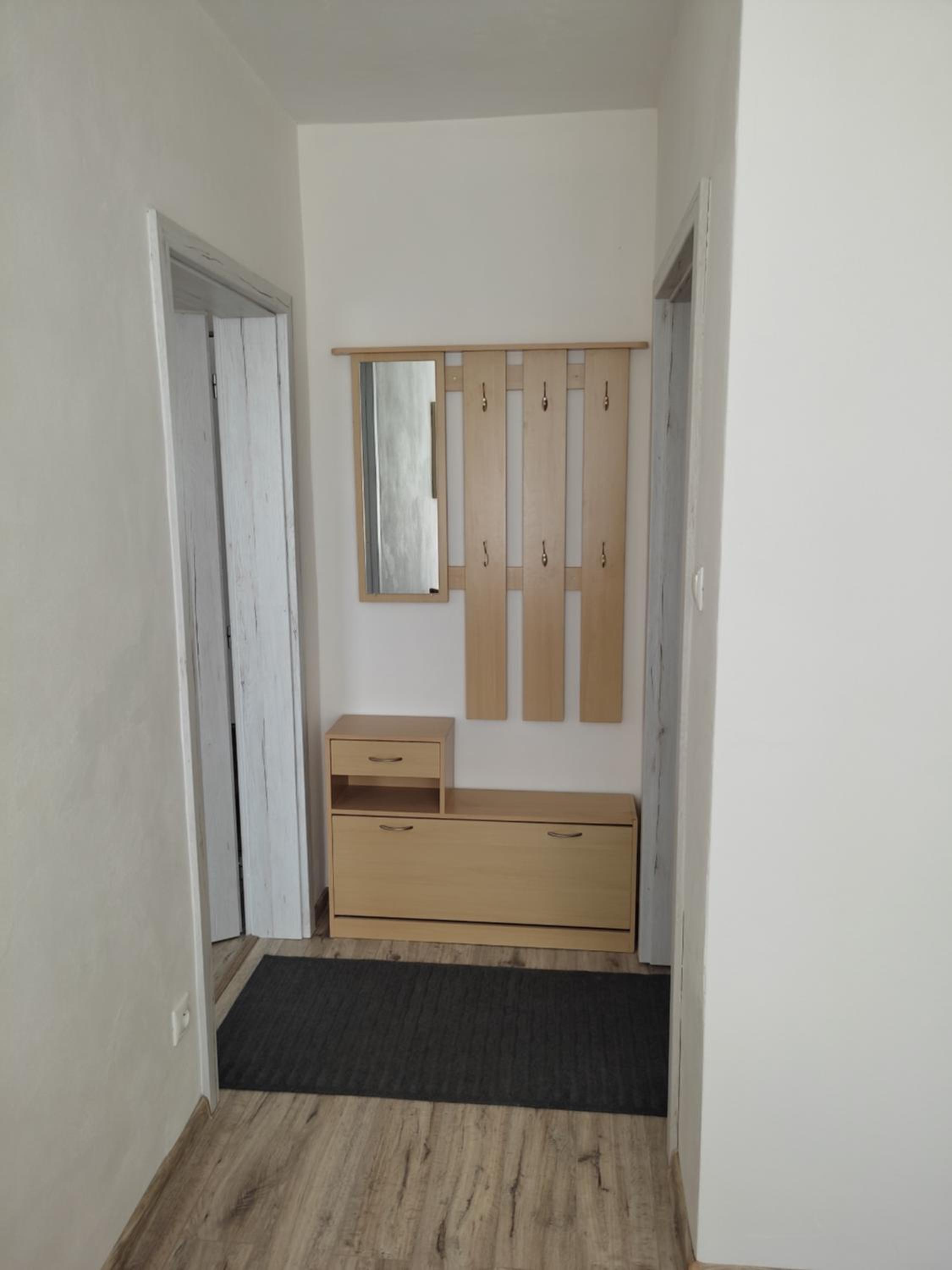 Apartment with Garden View