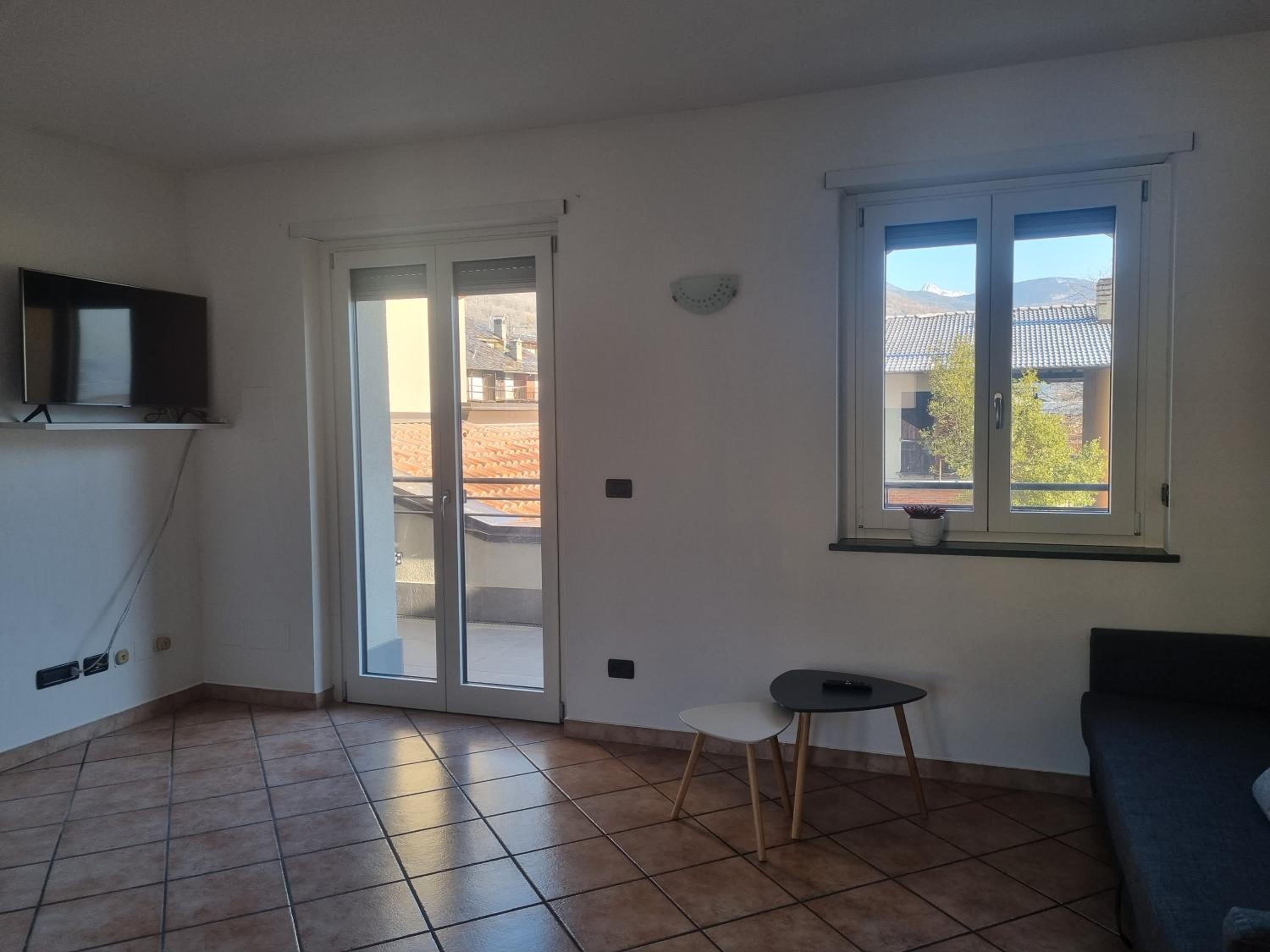 Two-Bedroom Apartment - Photo 26