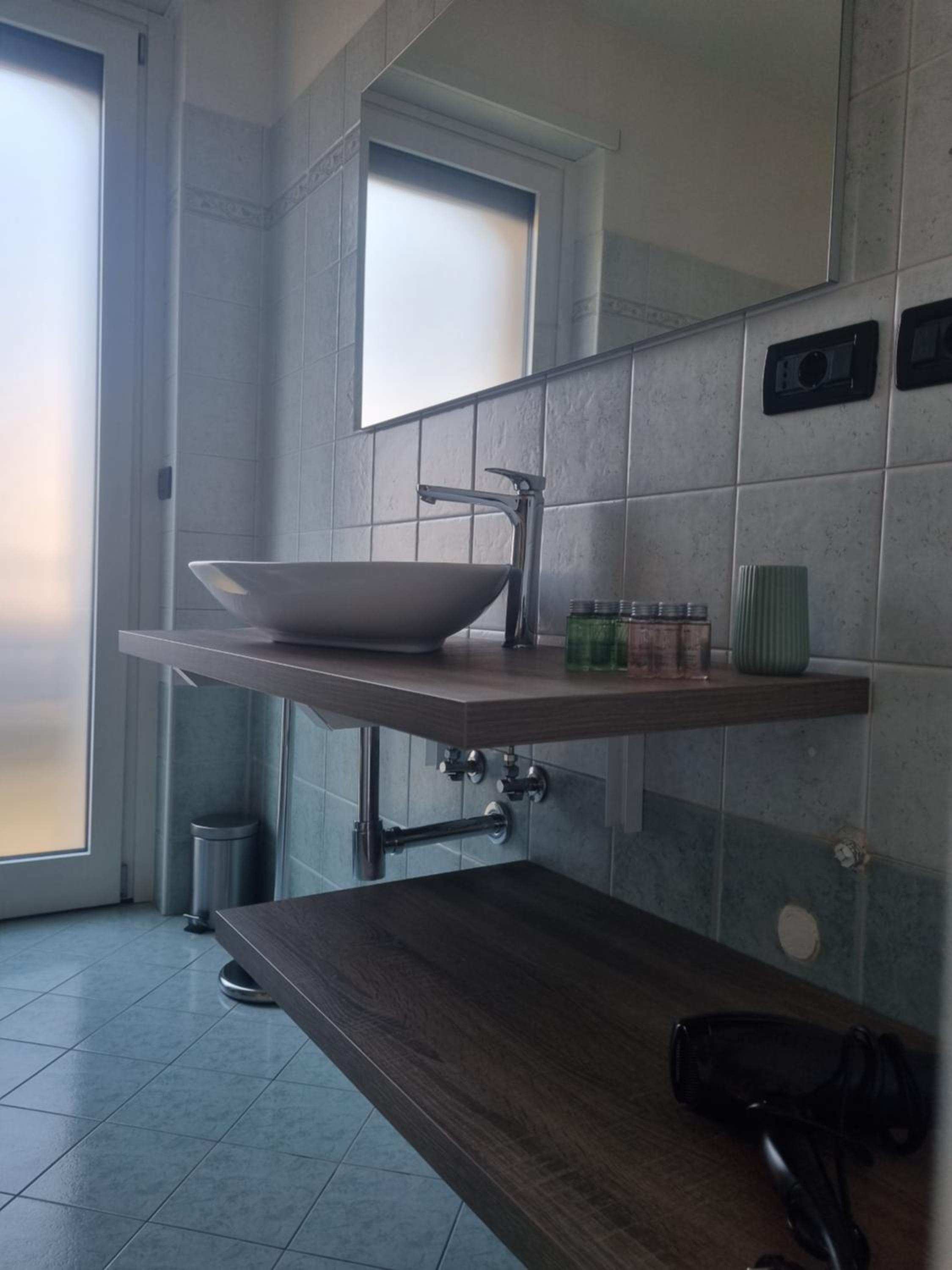 Two-Bedroom Apartment - Photo 10