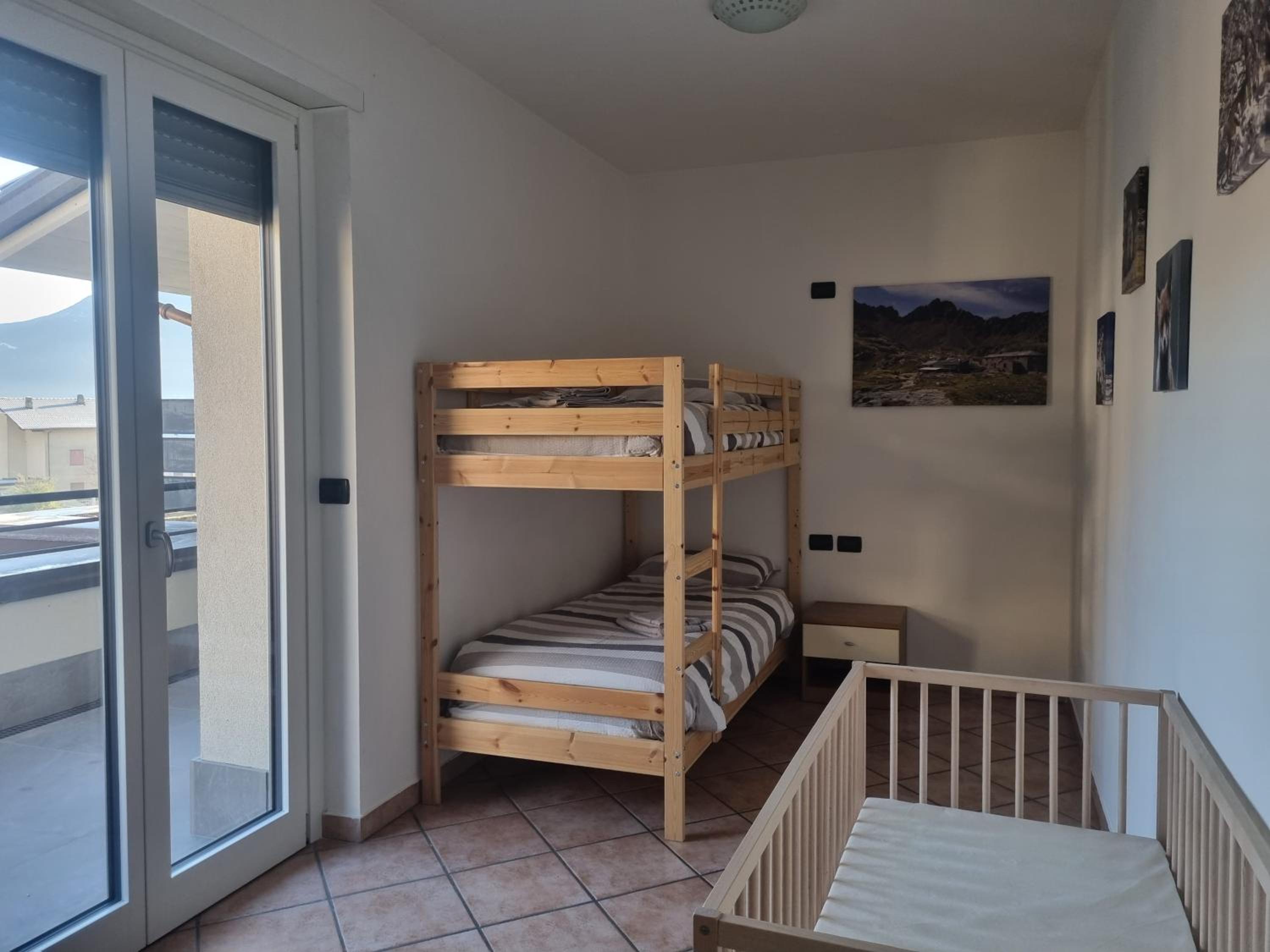 Two-Bedroom Apartment - Photo 9