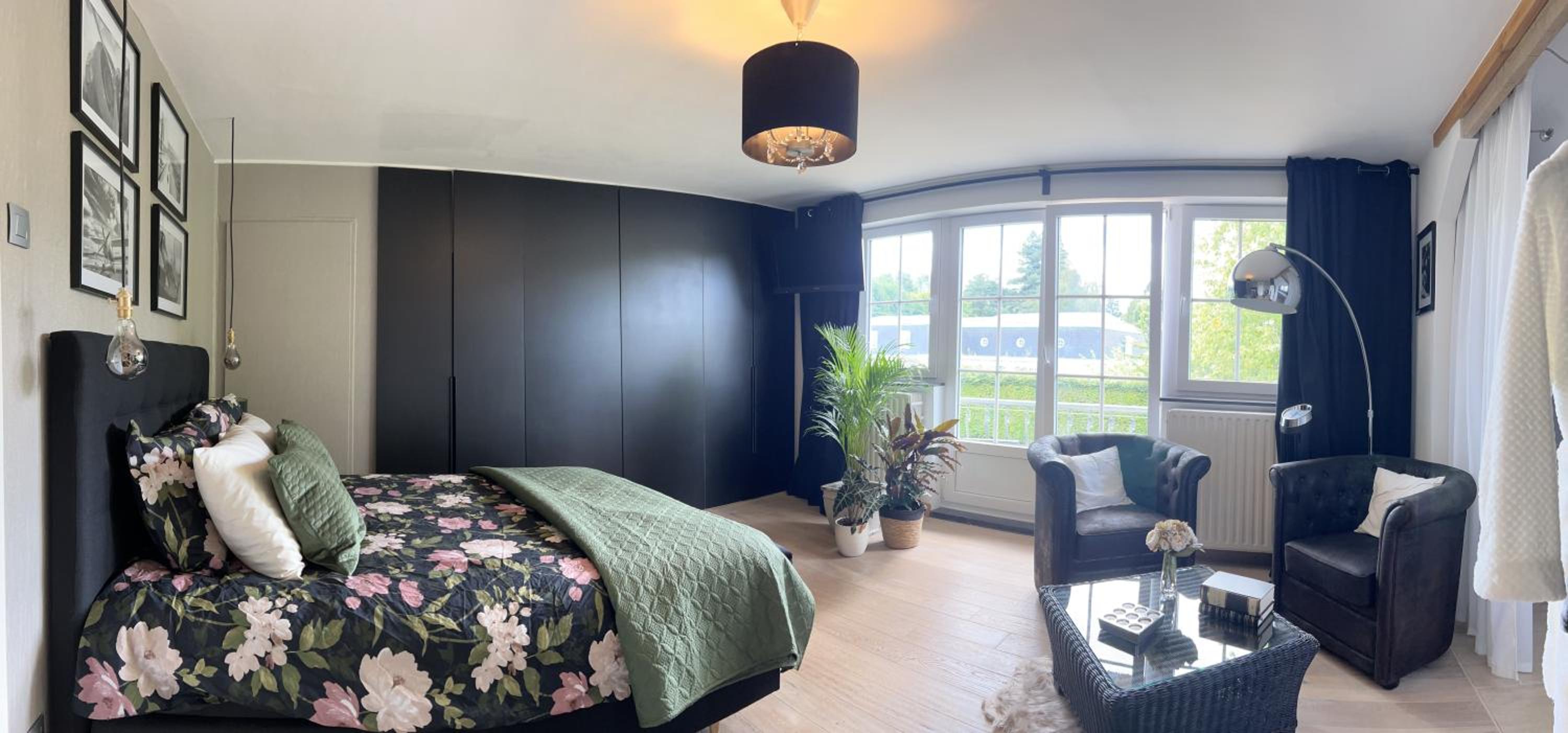 Deluxe Double Room with Balcony - Photo 3