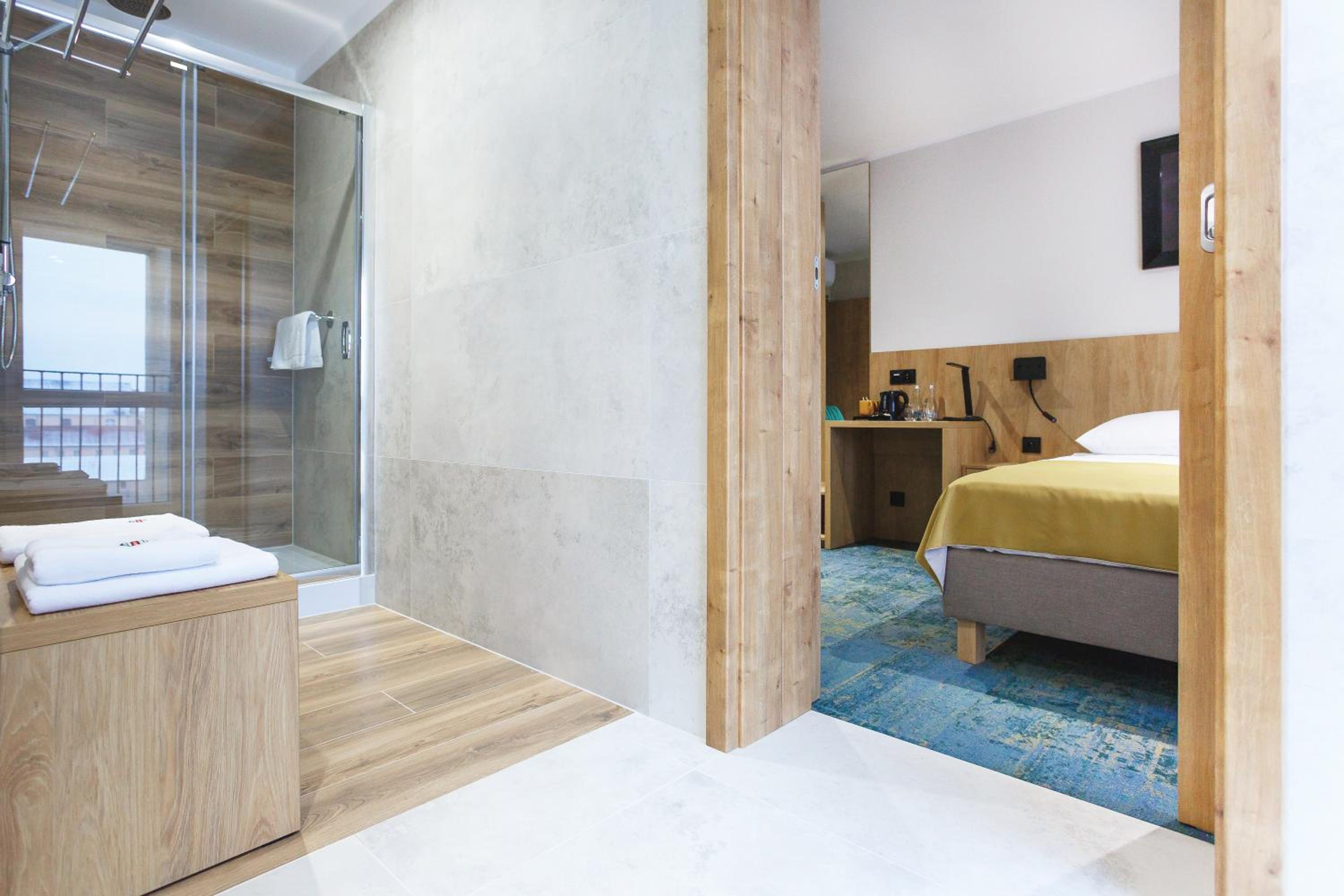 Deluxe Double Room - Photo 6