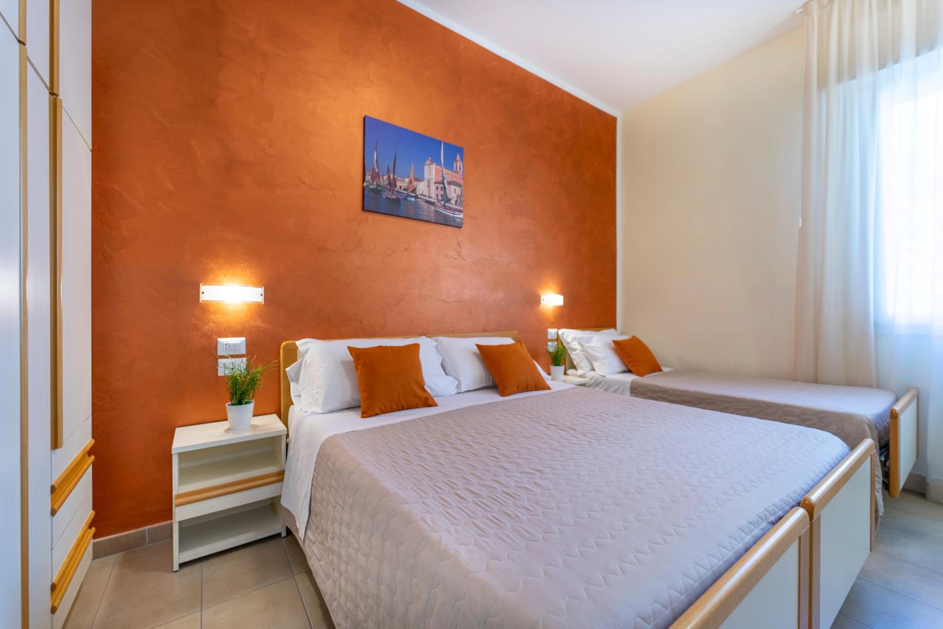 Triple Room - Photo 2